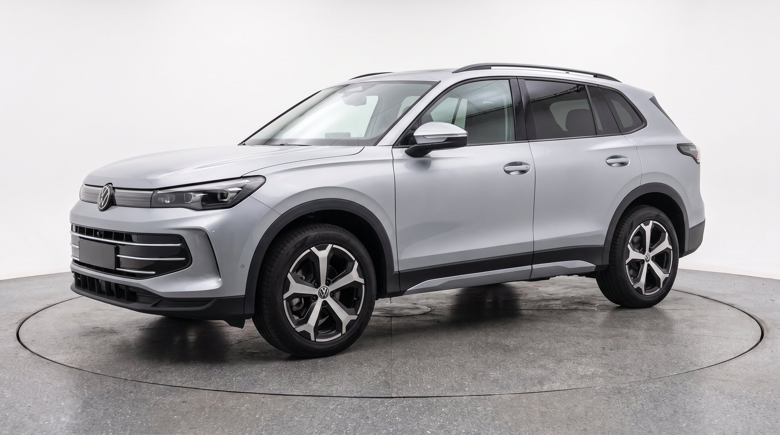 Thumbnail: 2026 Volkswagen Tiguan - 3