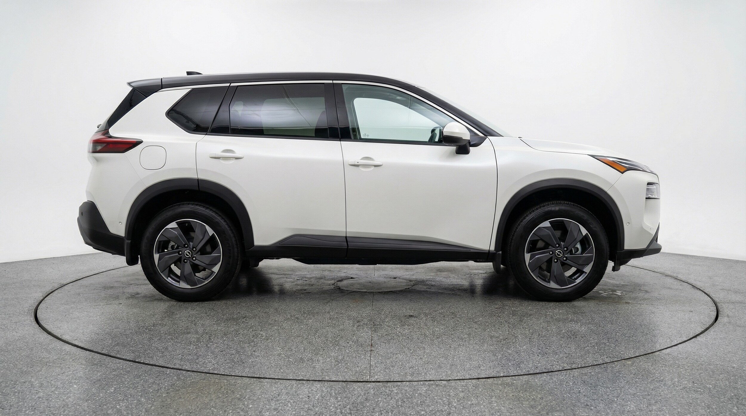 Thumbnail: 2025 Nissan Rogue - 8