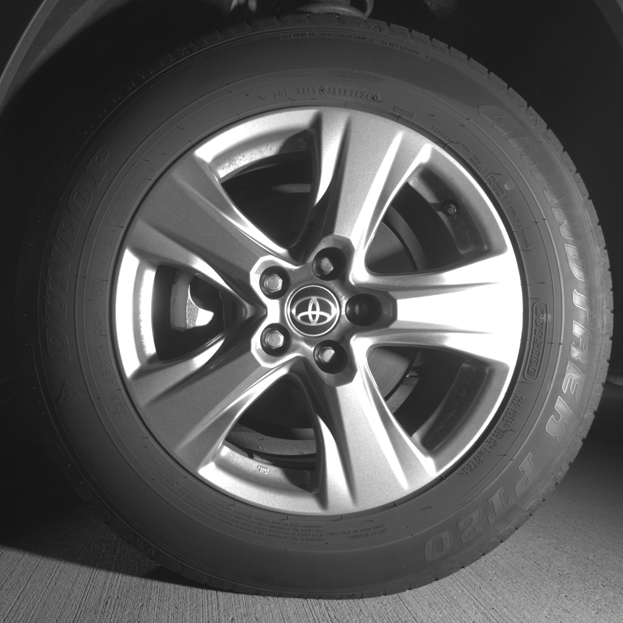 Thumbnail: 2025 Toyota RAV4 - 9