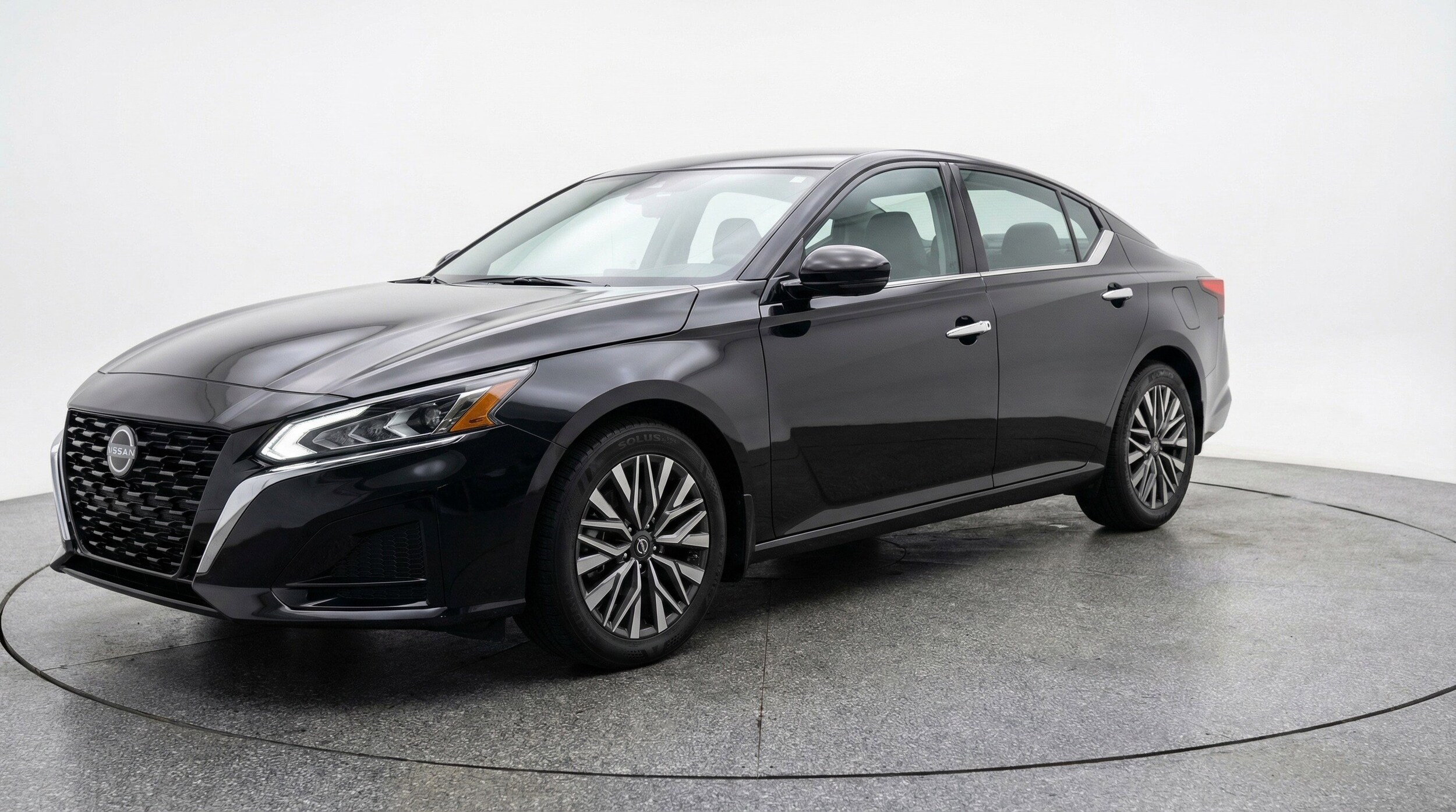 Thumbnail: 2025 Nissan Altima - 3