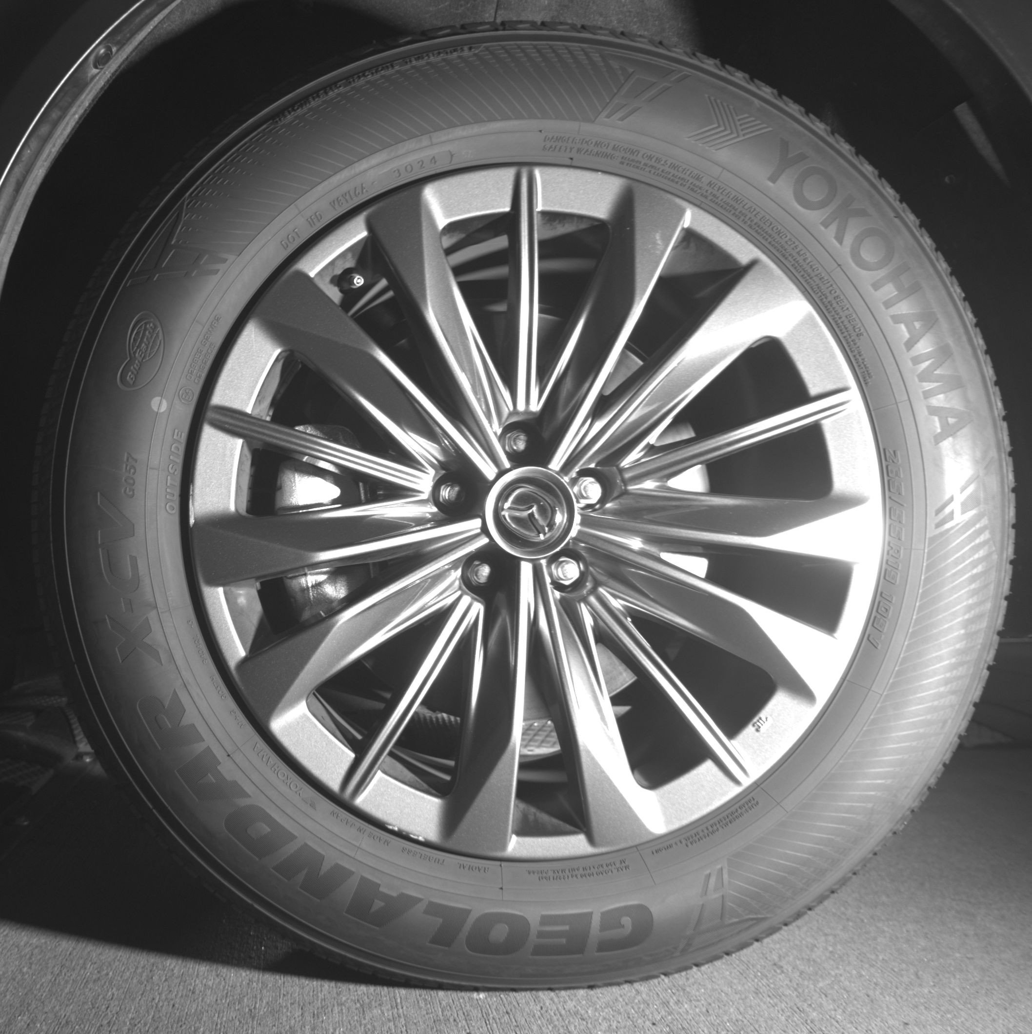 Thumbnail: 2025 Mazda CX-70 - 14