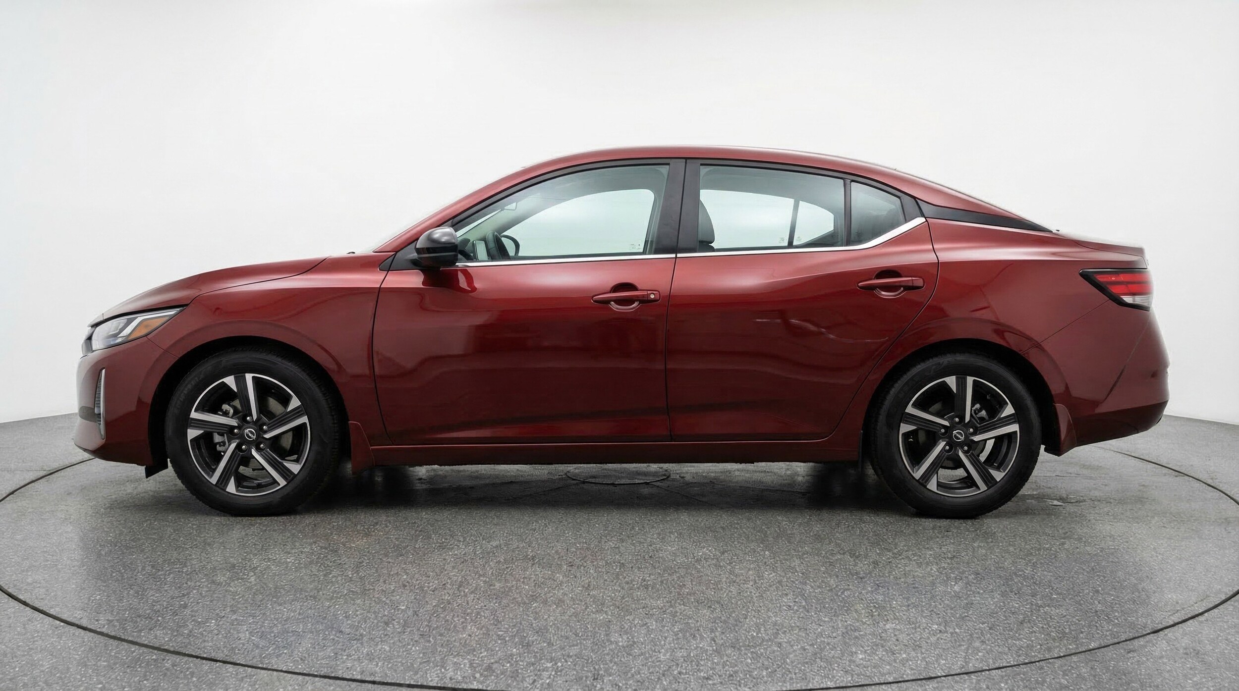 Thumbnail: 2025 Nissan Sentra - 5