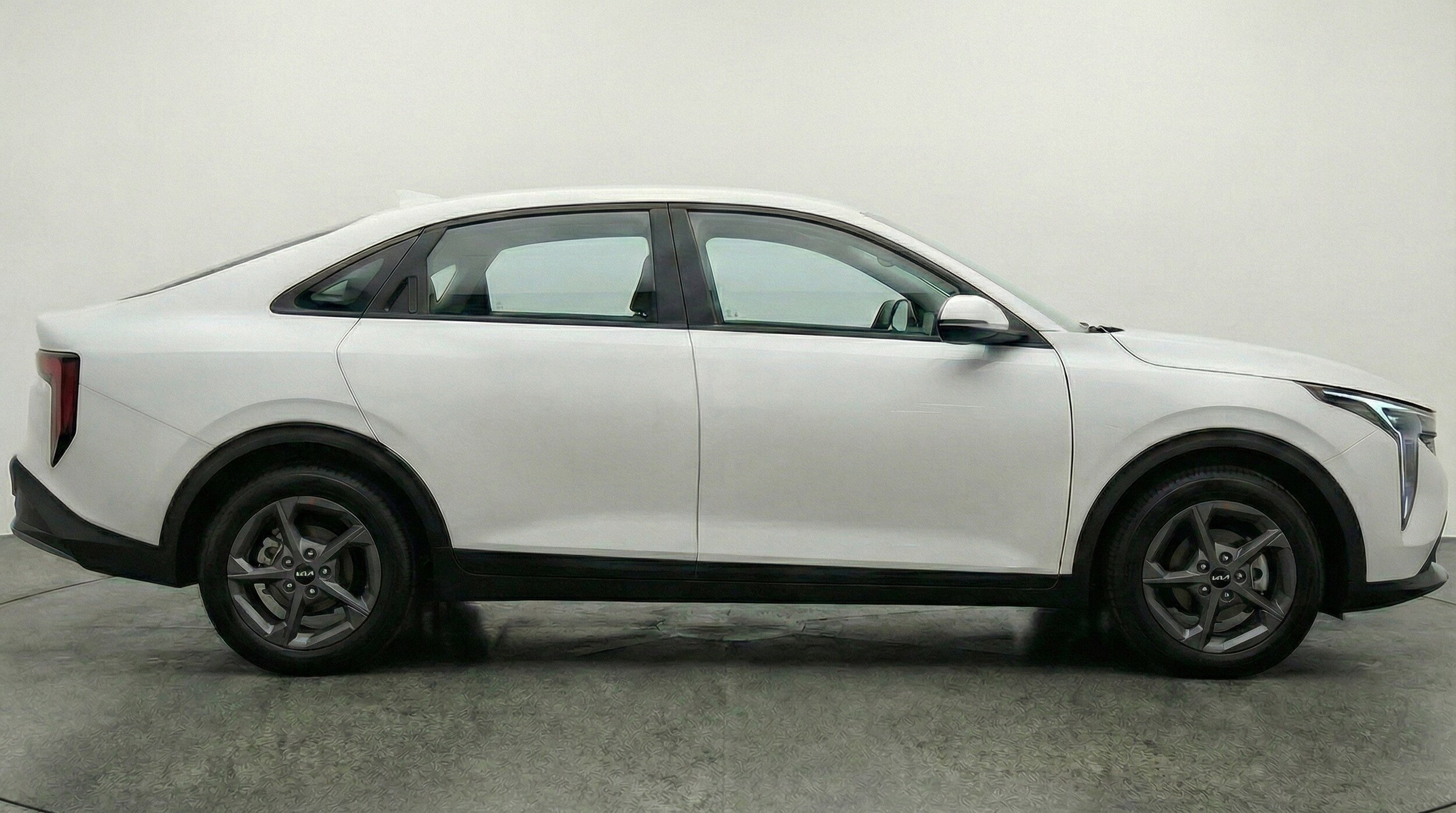 Thumbnail: 2025 Kia K4 - 11