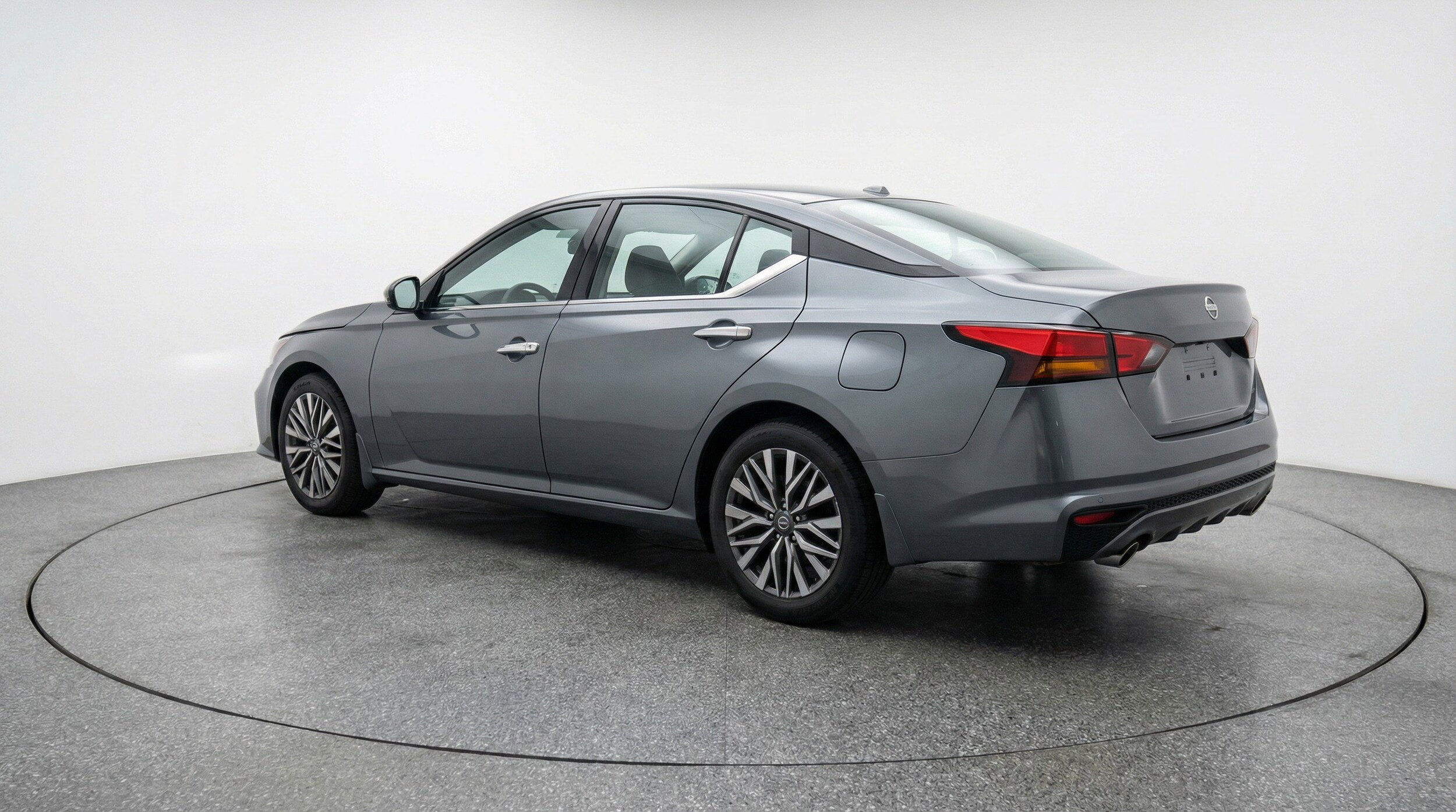 Thumbnail: 2025 Nissan Altima - 6