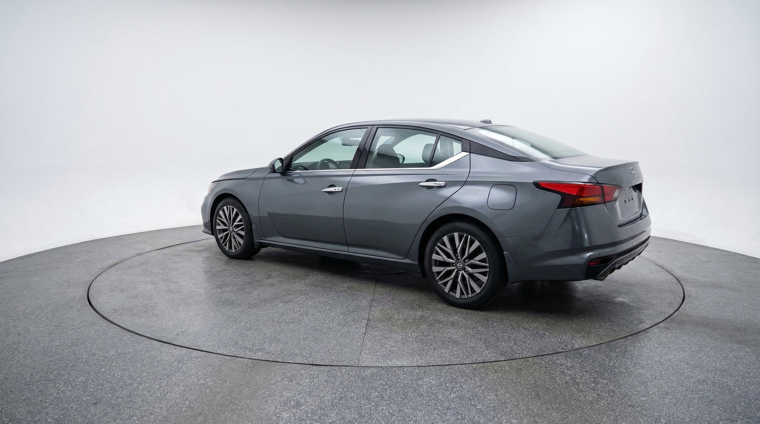 Thumbnail: 2025 Nissan Altima - 6