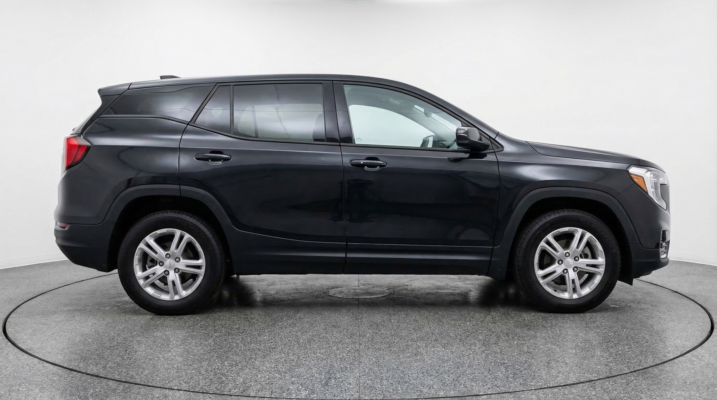 Thumbnail: 2024 GMC Terrain - 11