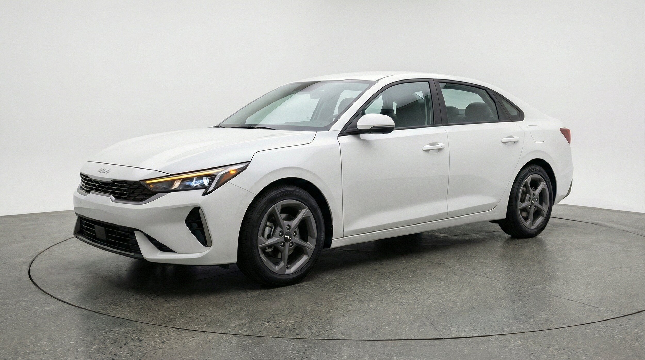 Thumbnail: 2026 Kia K4 - 3