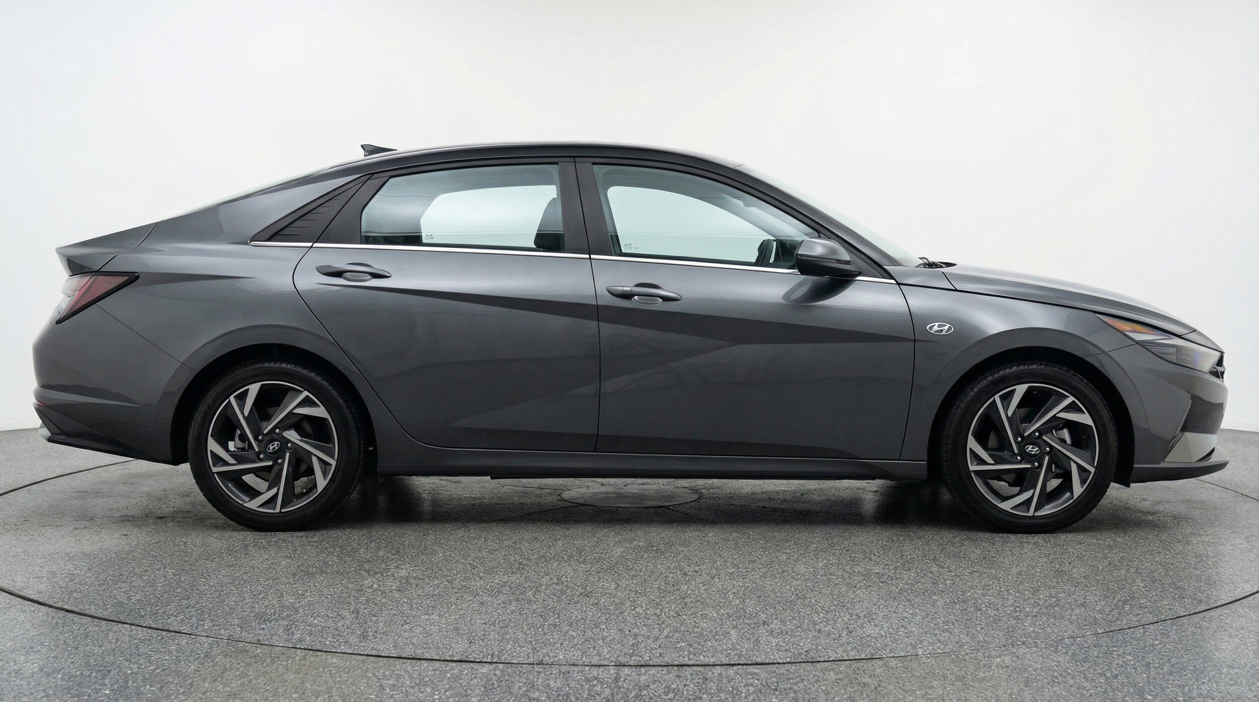 Thumbnail: 2025 Hyundai Elantra - 11