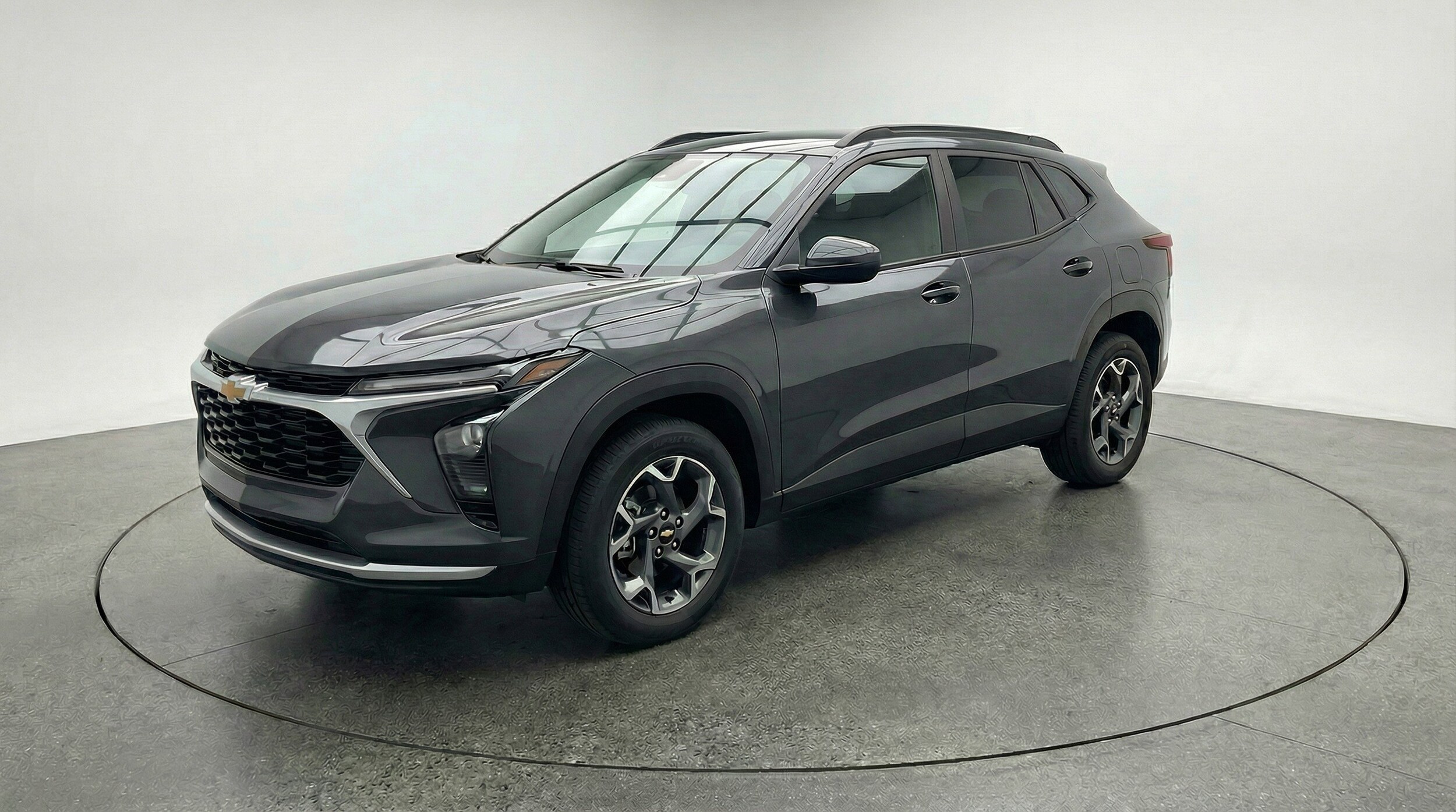 Thumbnail: 2025 Chevrolet Trax - 3