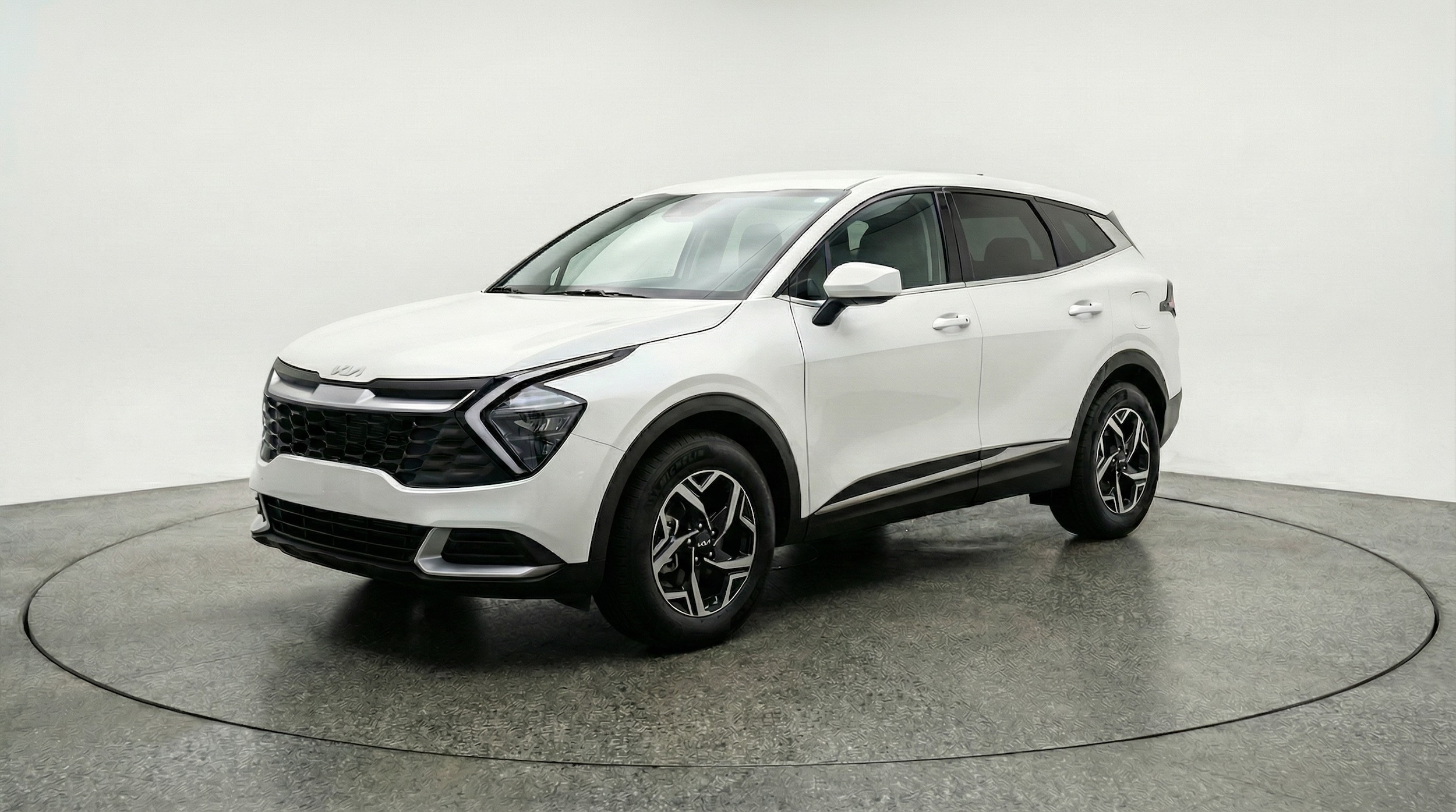 Thumbnail: 2025 Kia Sportage - 3