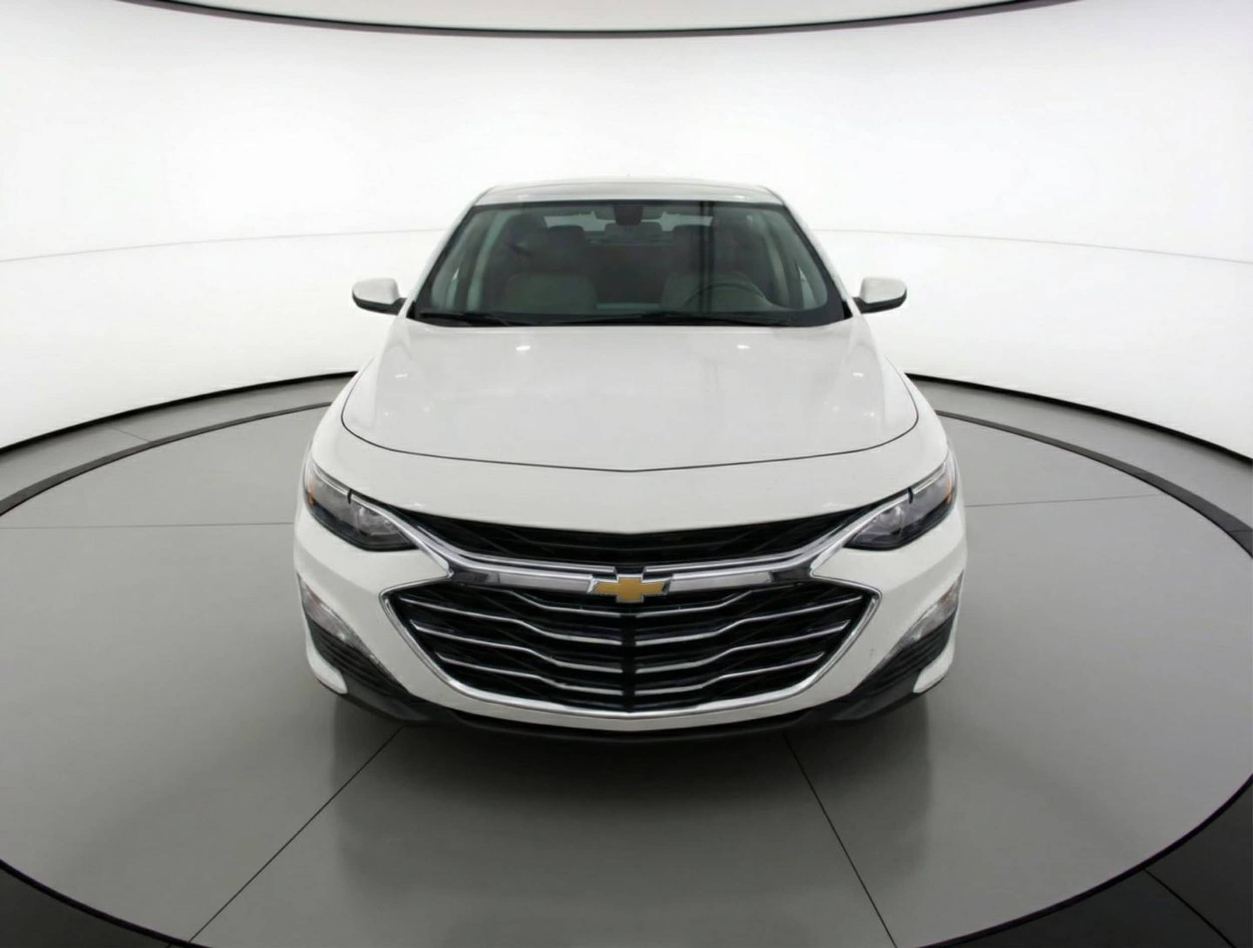 Thumbnail: 2024 Chevrolet Malibu - 2