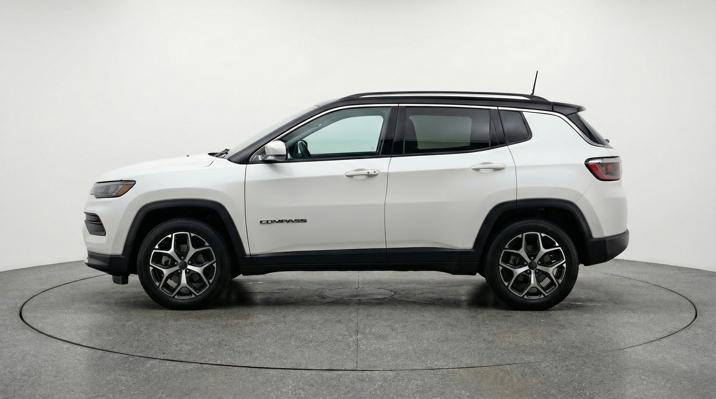 Thumbnail: 2025 Jeep Compass - 4