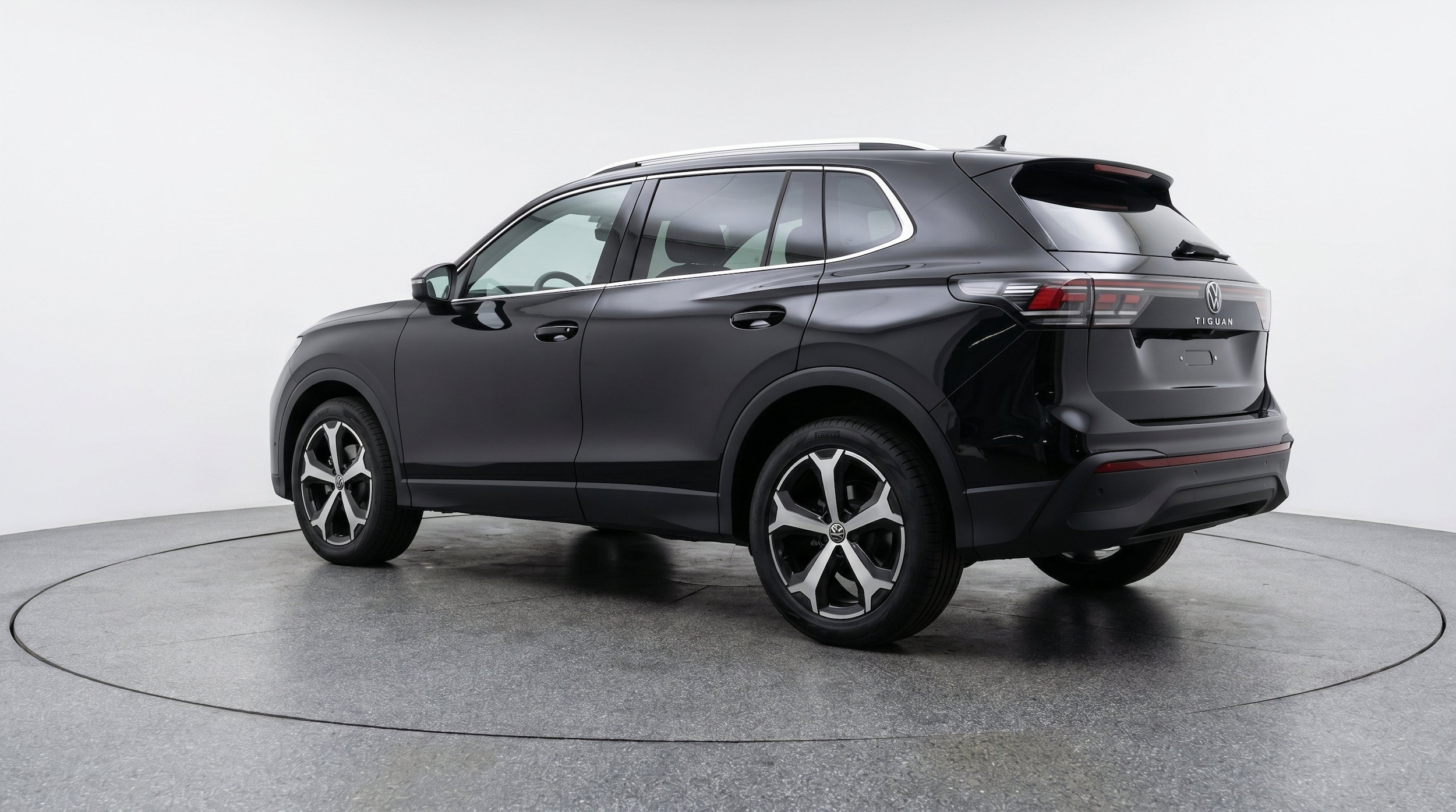 Thumbnail: 2026 Volkswagen Tiguan - 6