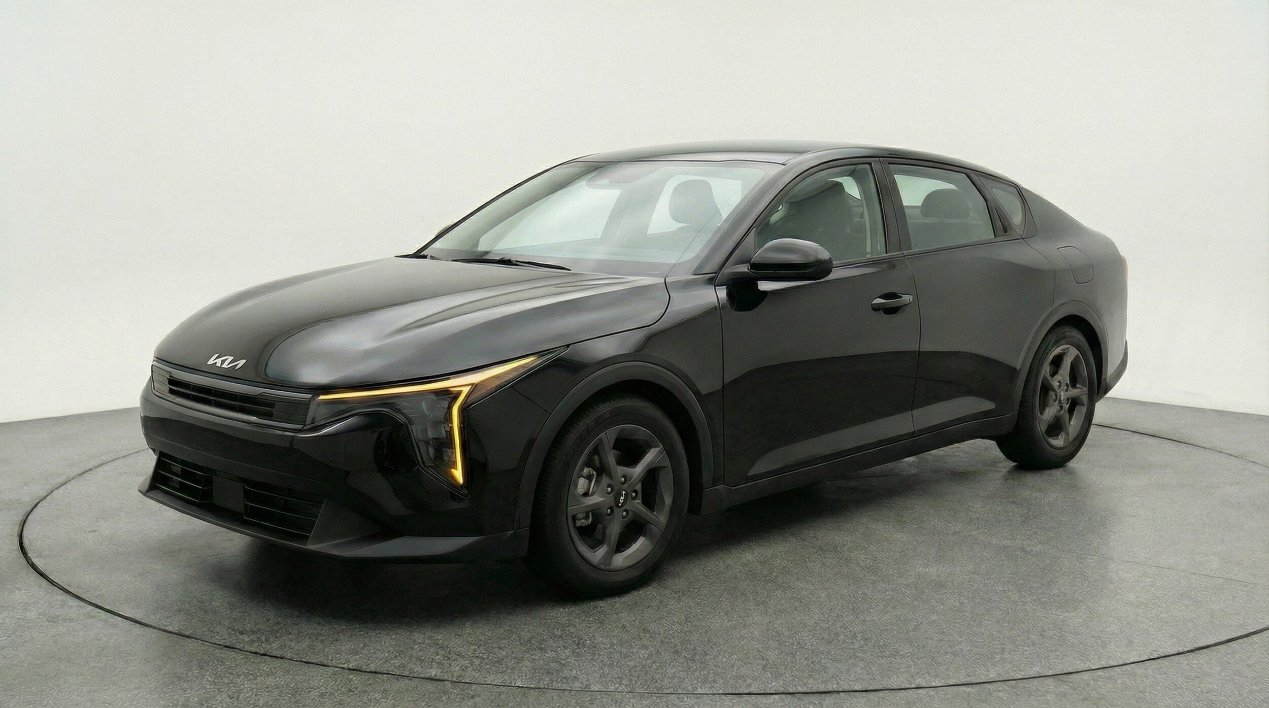 Thumbnail: 2025 Kia K4 - 3