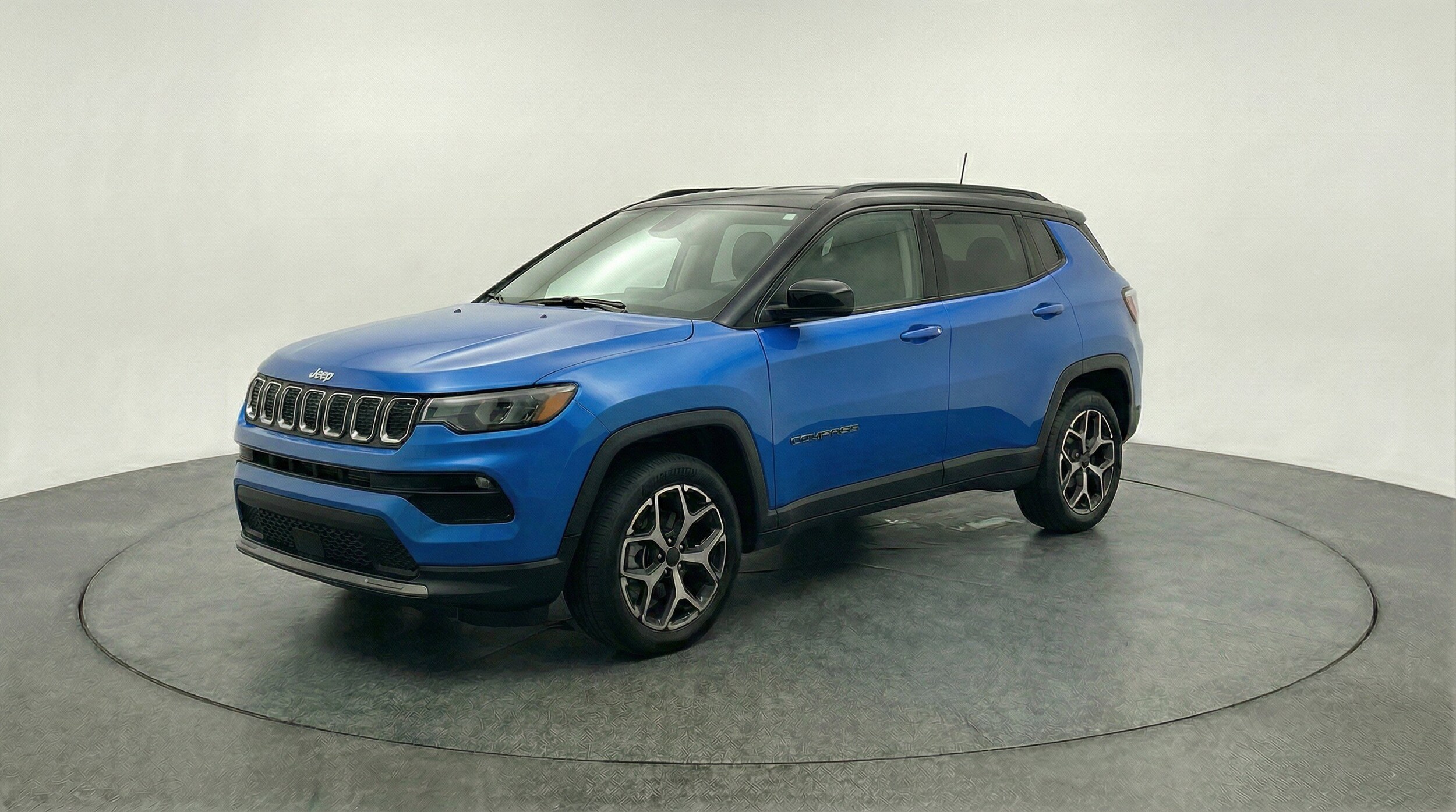 Thumbnail: 2025 Jeep Compass - 3