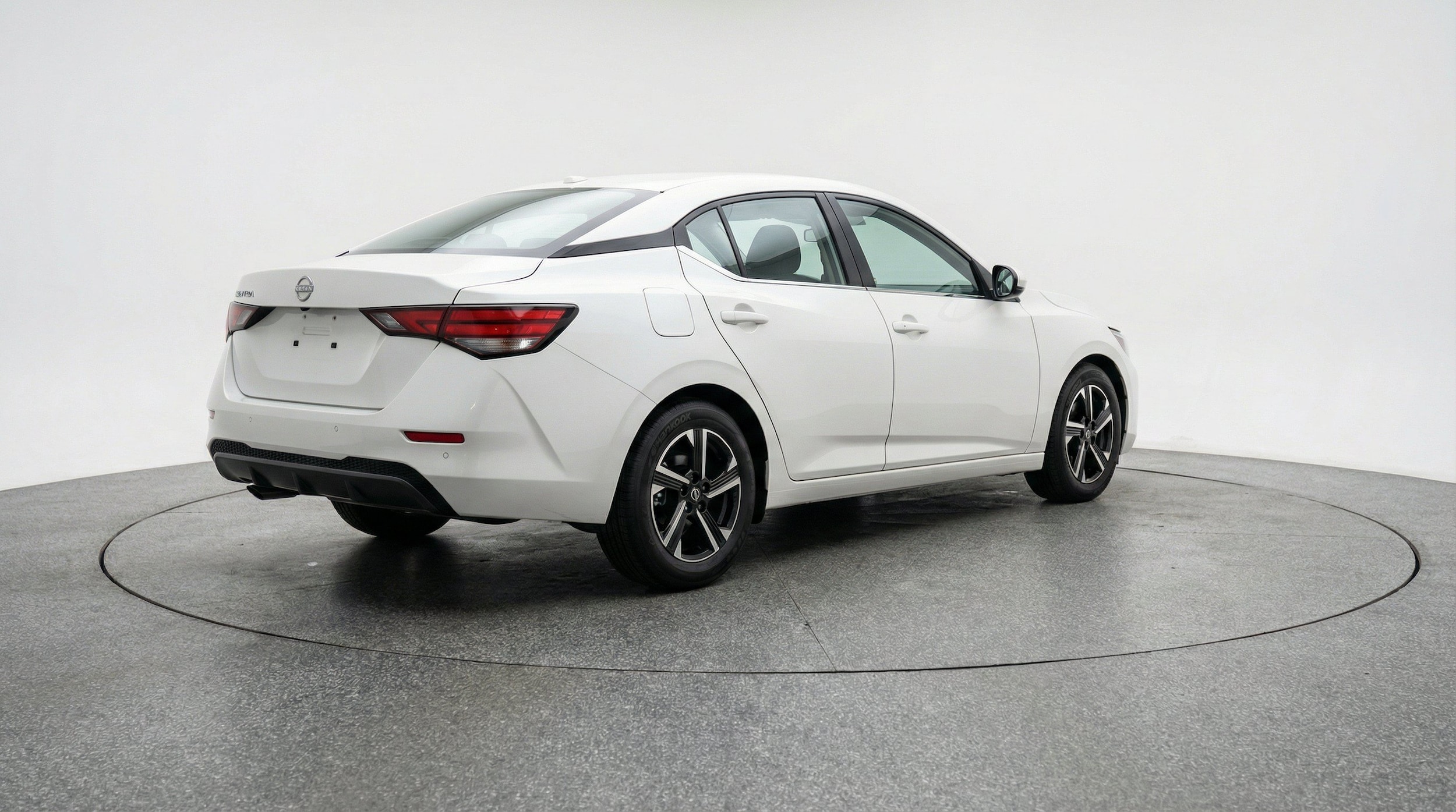Thumbnail: 2025 Nissan Sentra - 9
