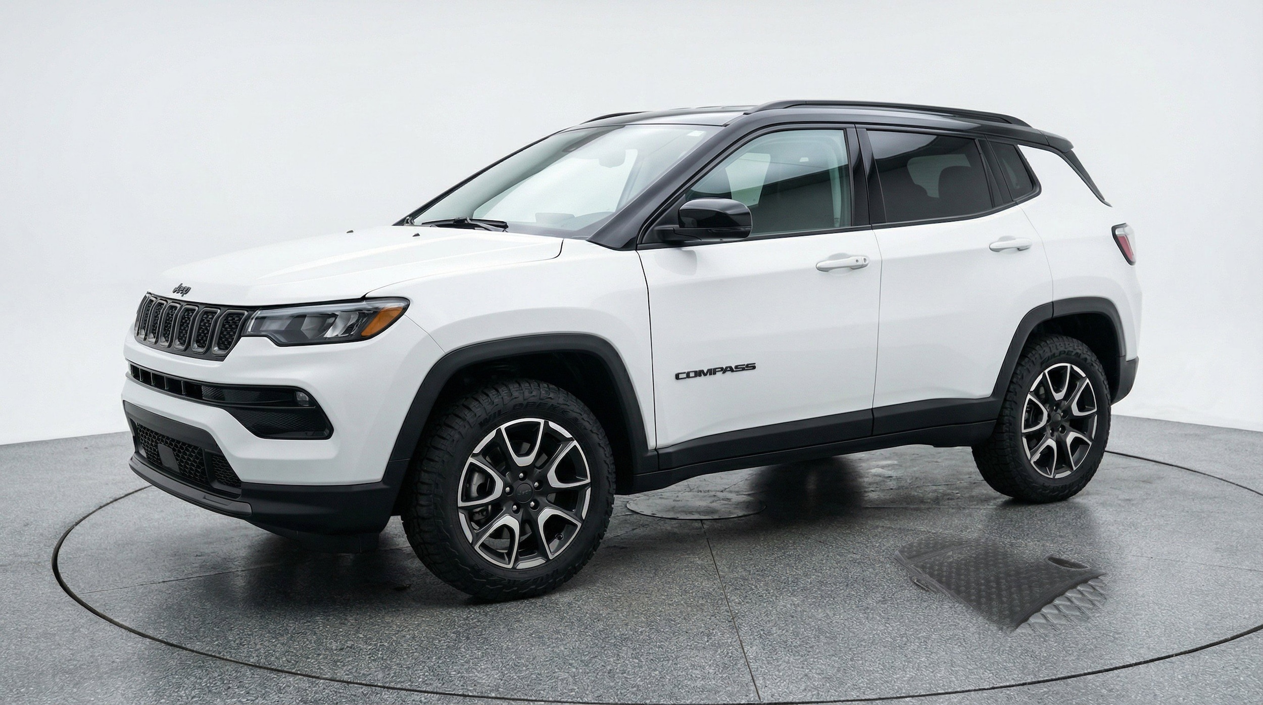 Thumbnail: 2025 Jeep Compass - 3