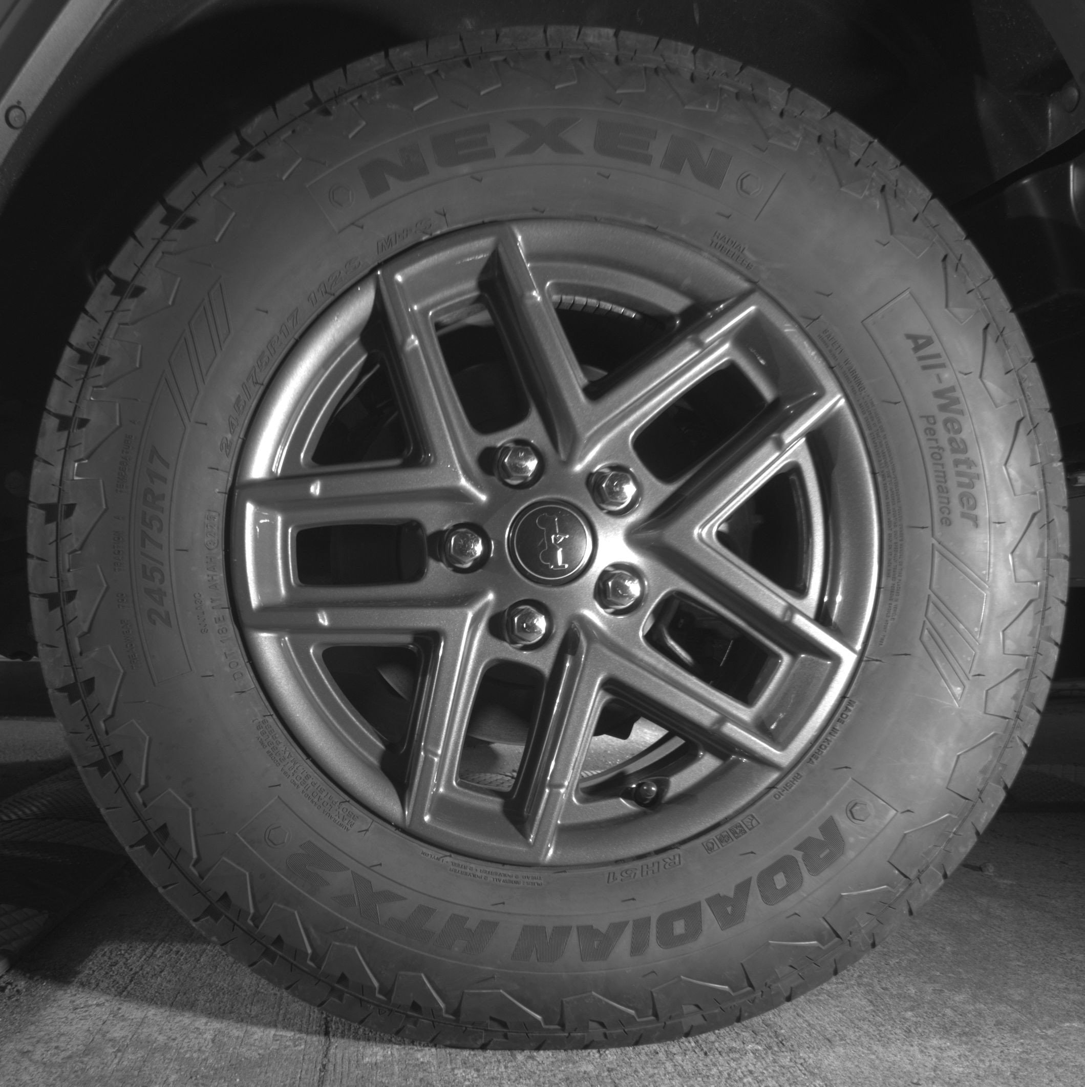 Thumbnail: 2025 Jeep Wrangler - 14