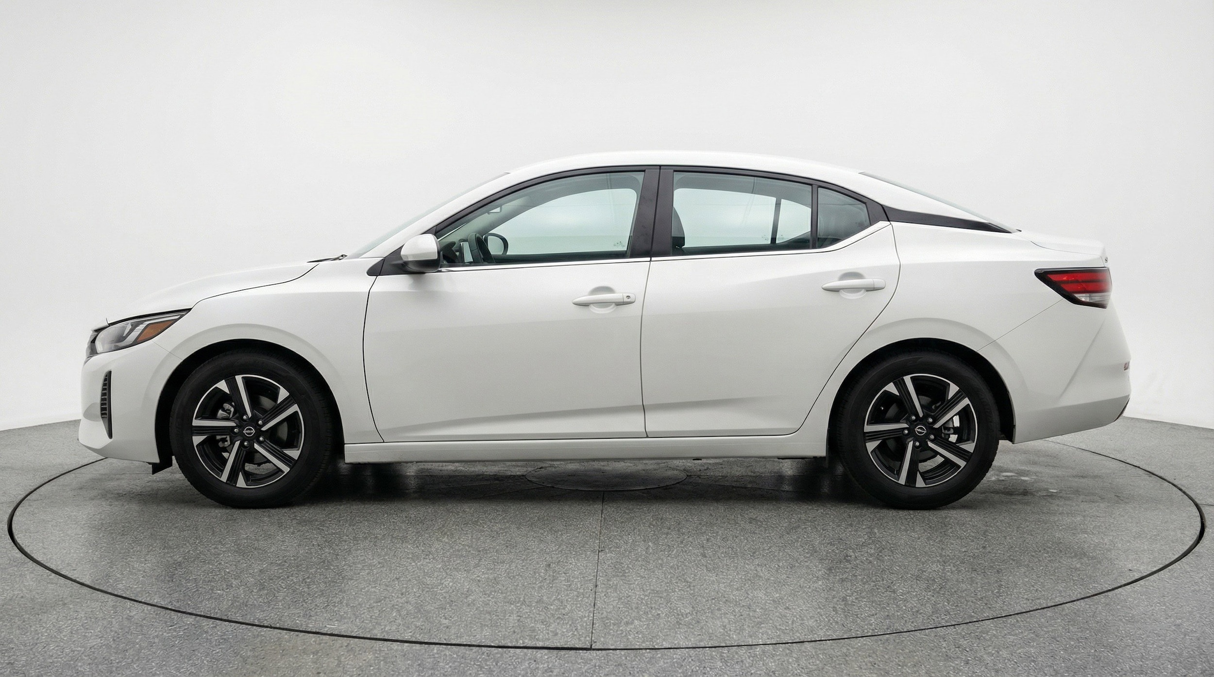 Thumbnail: 2025 Nissan Sentra - 5