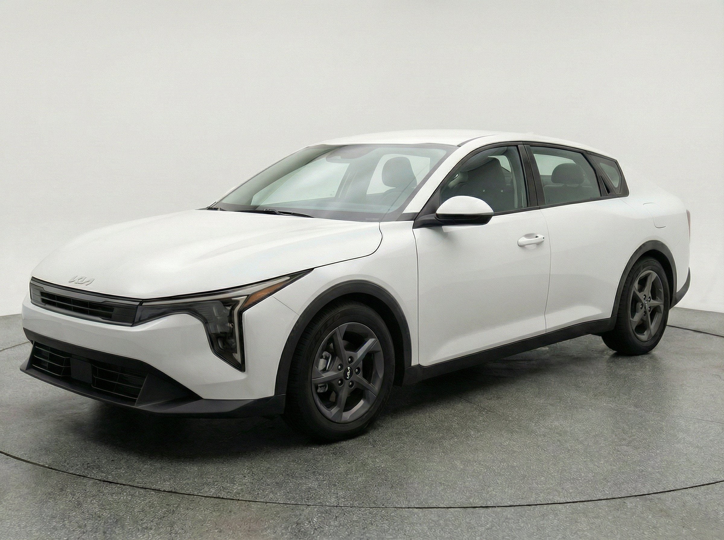 Thumbnail: 2025 Kia K4 - 3