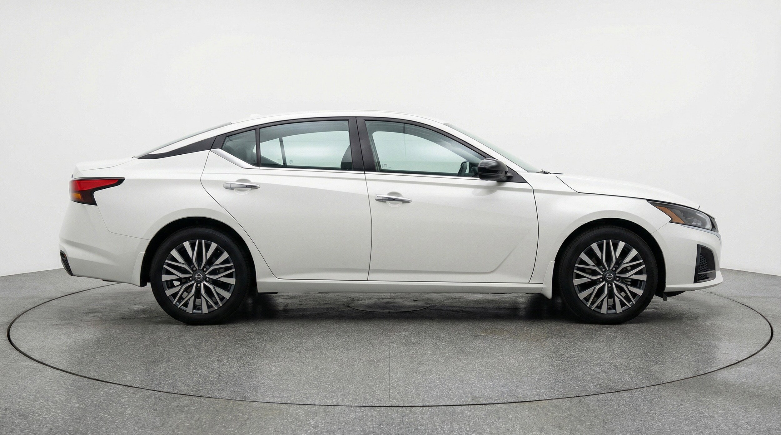 Thumbnail: 2025 Nissan Altima - 11