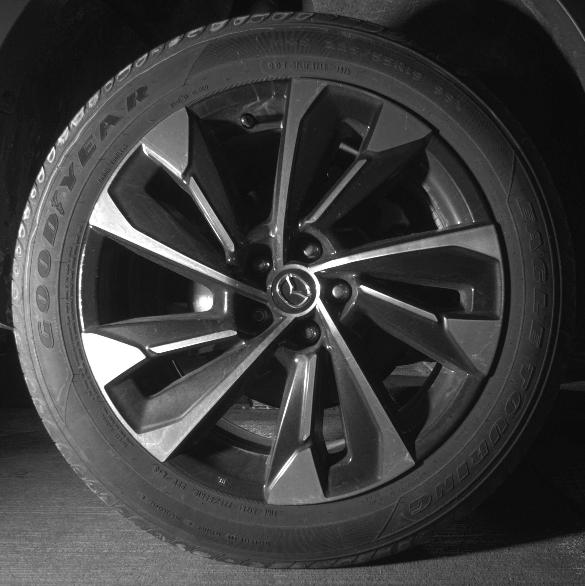 Thumbnail: 2025 Mazda CX-50 - 15