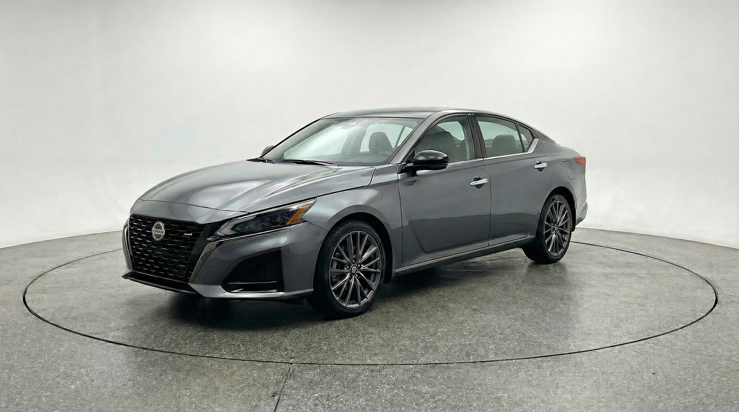 Thumbnail: 2025 Nissan Altima - 3