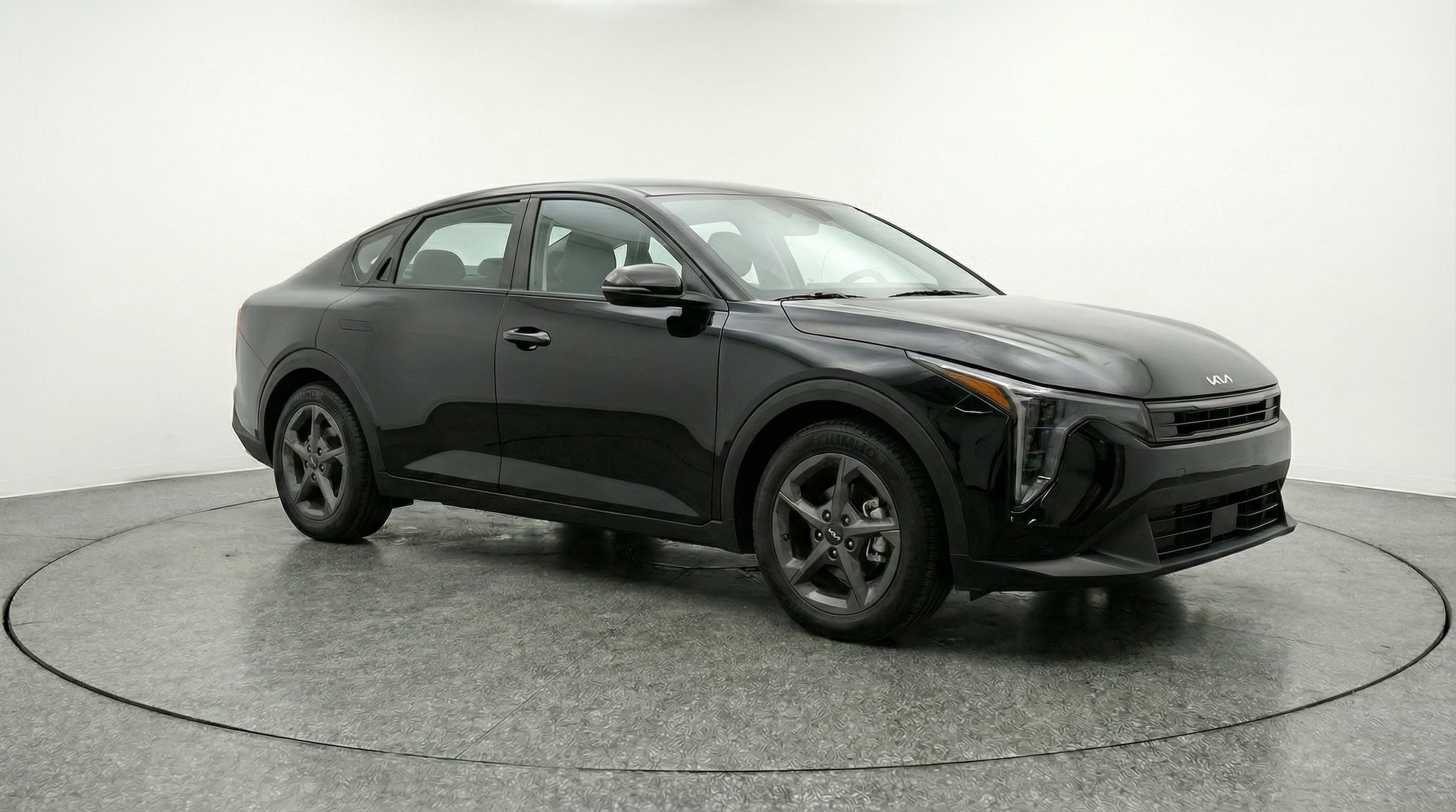 Thumbnail: 2025 Kia K4 - 1