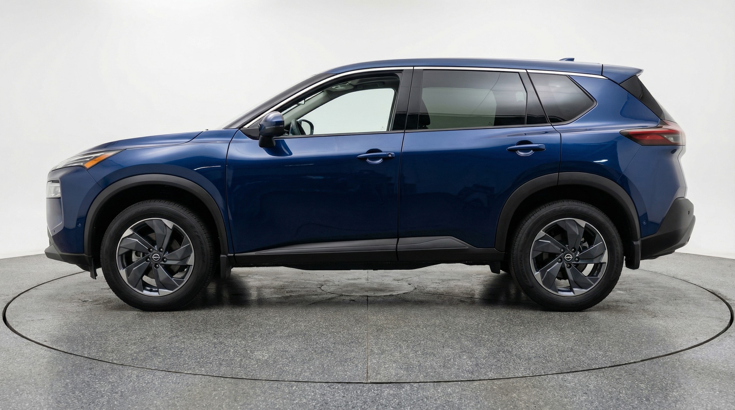 Thumbnail: 2025 Nissan Rogue - 4