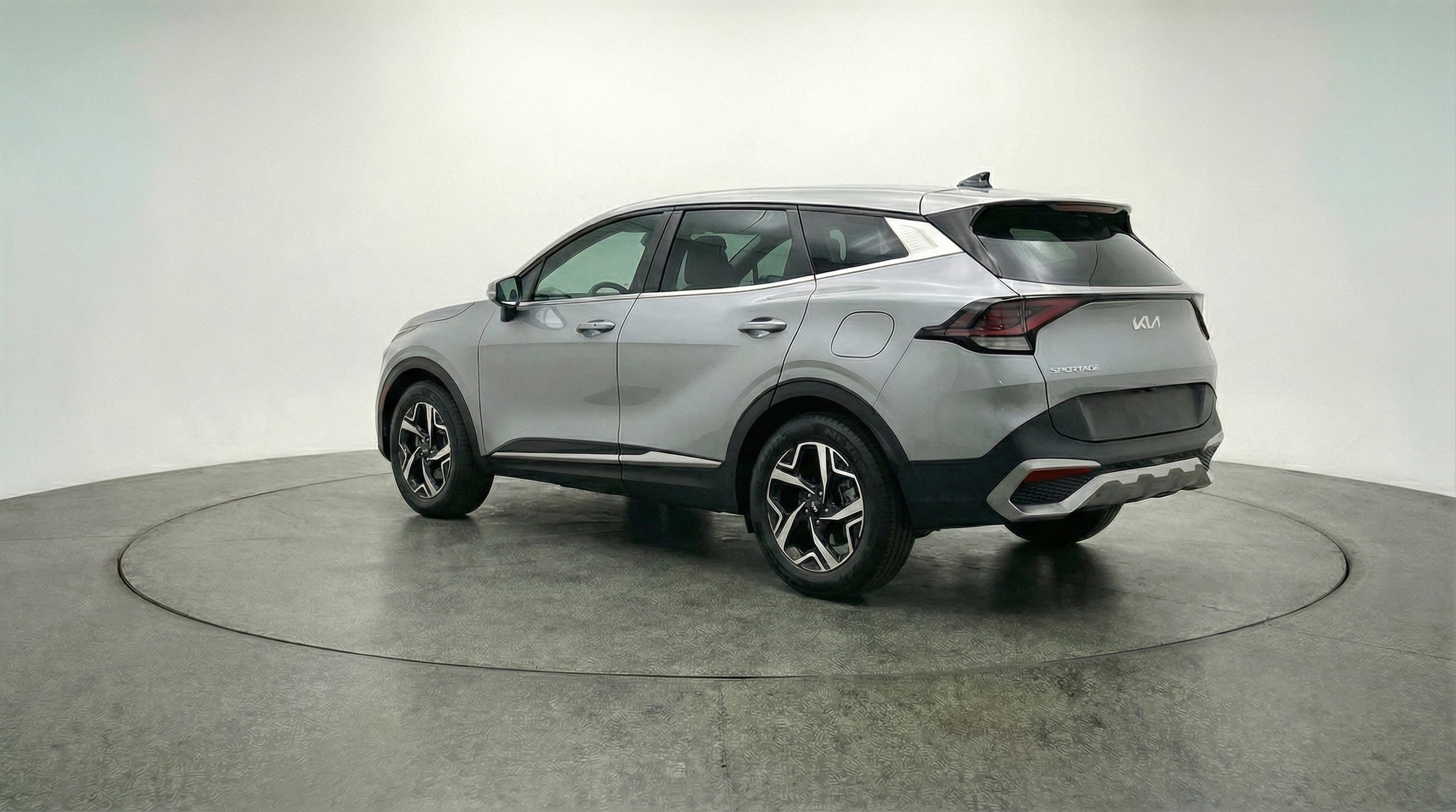 Thumbnail: 2025 Kia Sportage - 5