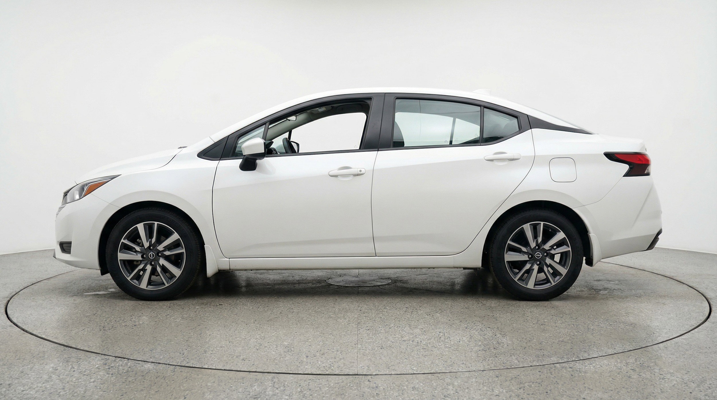 Thumbnail: 2025 Nissan Versa - 5