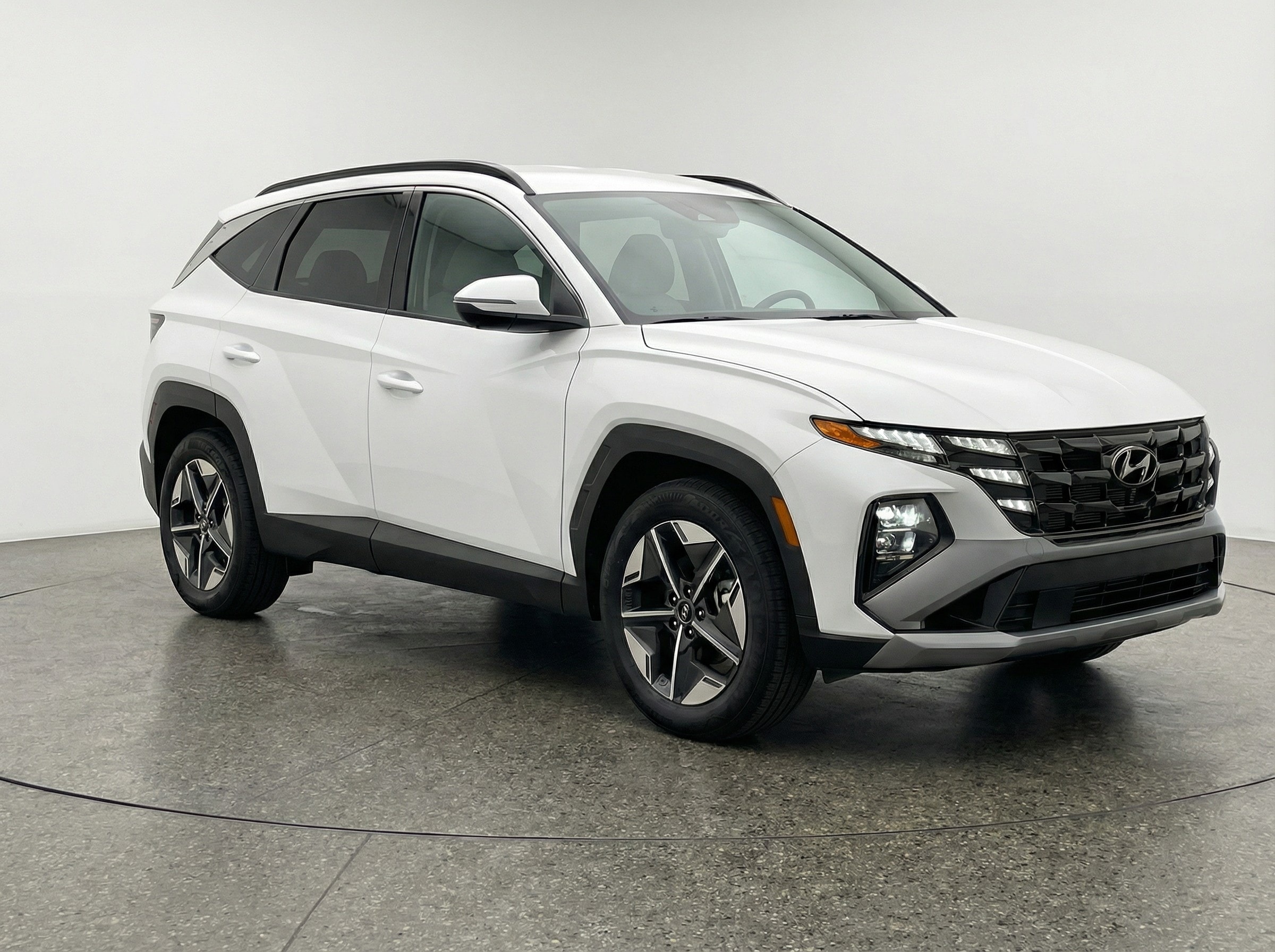 Thumbnail: 2025 Hyundai Tucson - 1