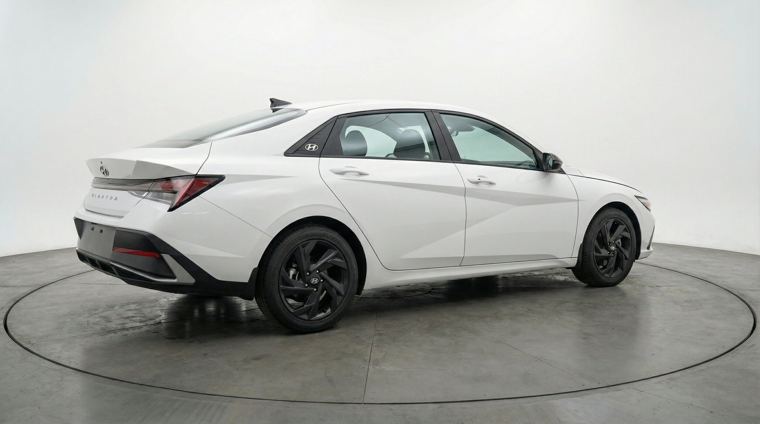 Thumbnail: 2026 Hyundai Elantra - 9
