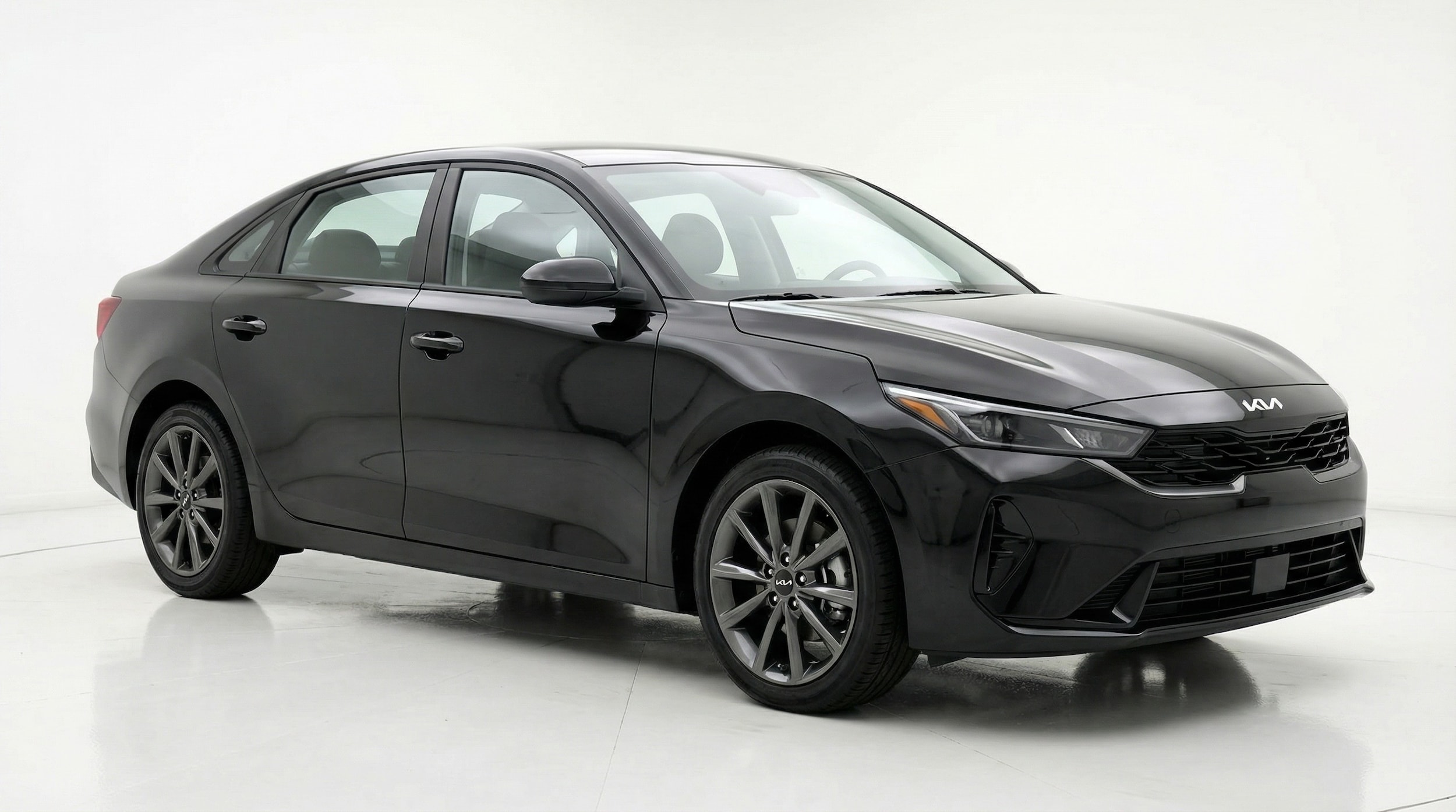 Thumbnail: 2025 Kia K4 - 1