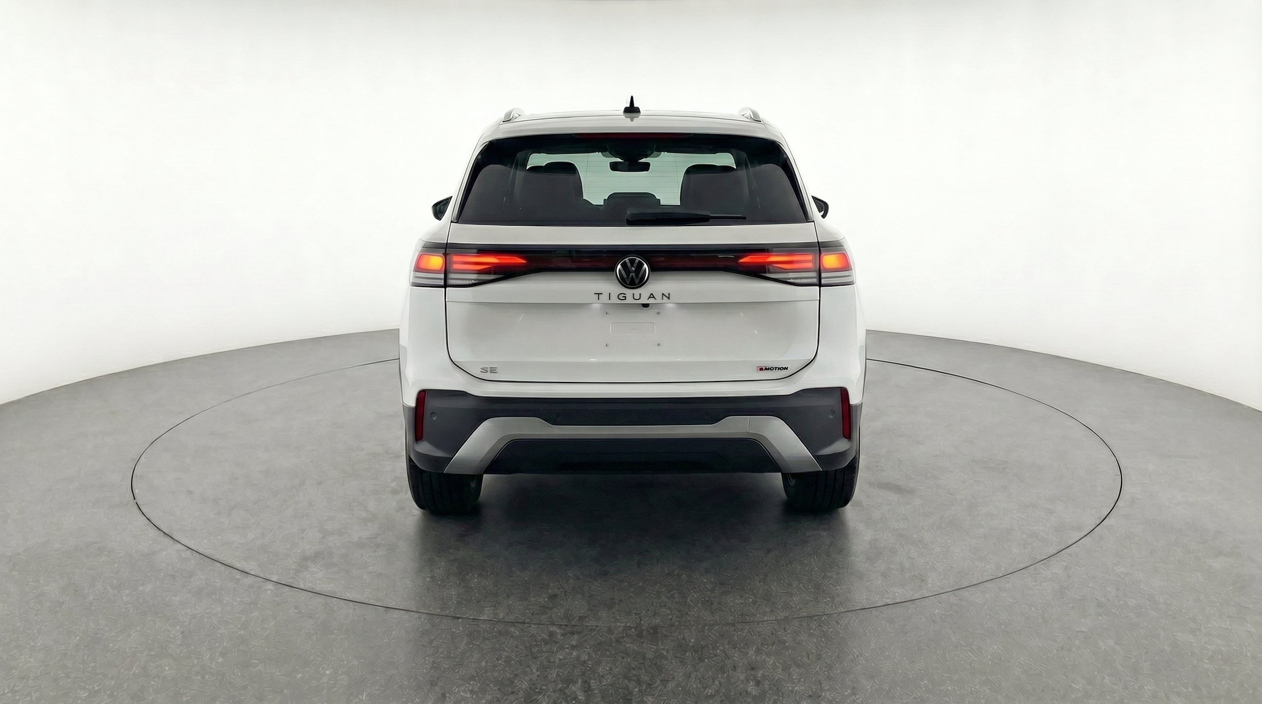 Thumbnail: 2026 Volkswagen Tiguan - 7