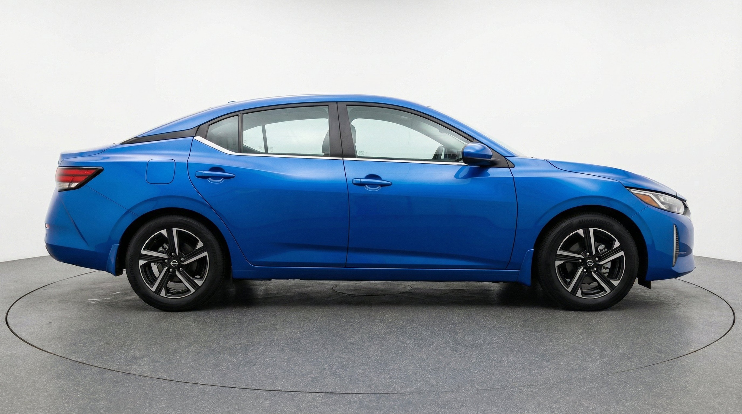 Thumbnail: 2025 Nissan Sentra - 11
