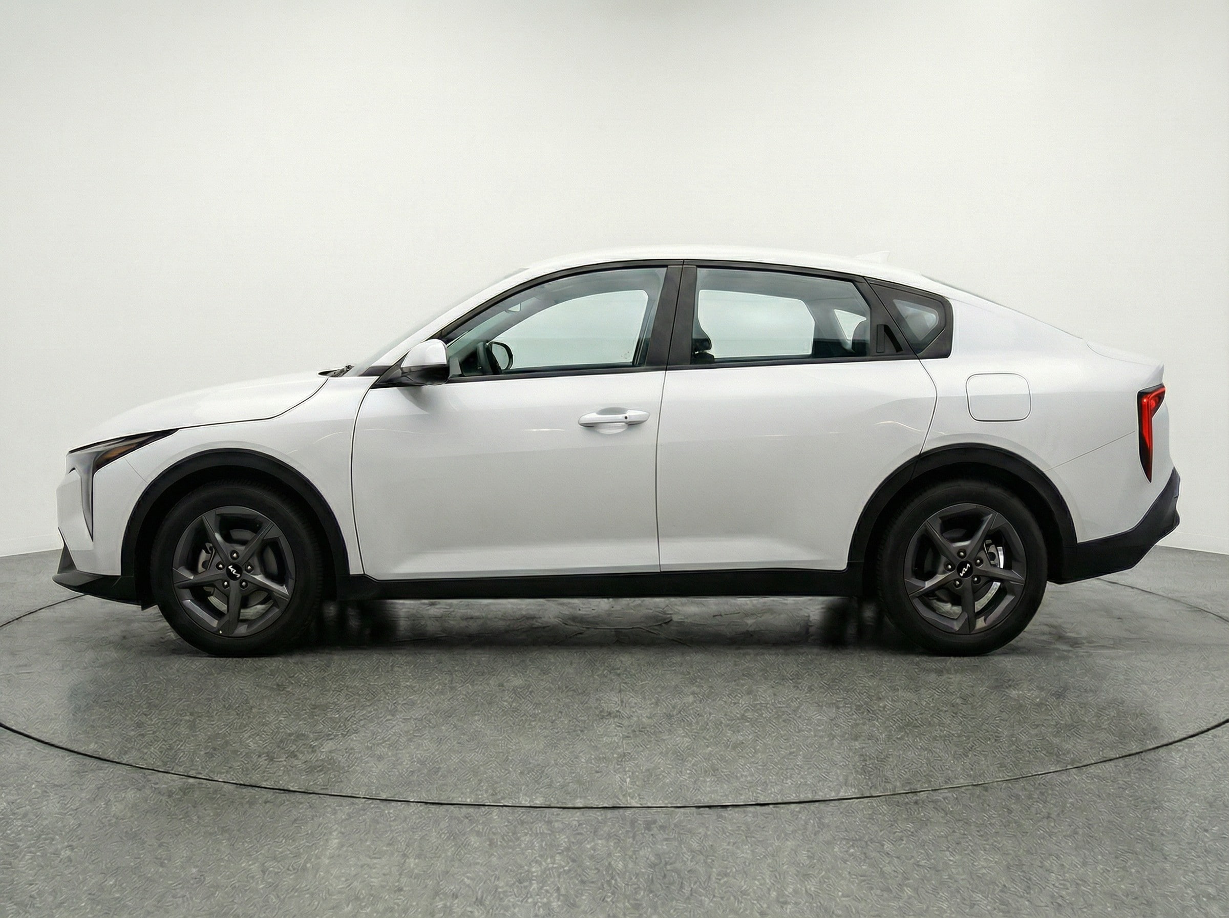 Thumbnail: 2025 Kia K4 - 4