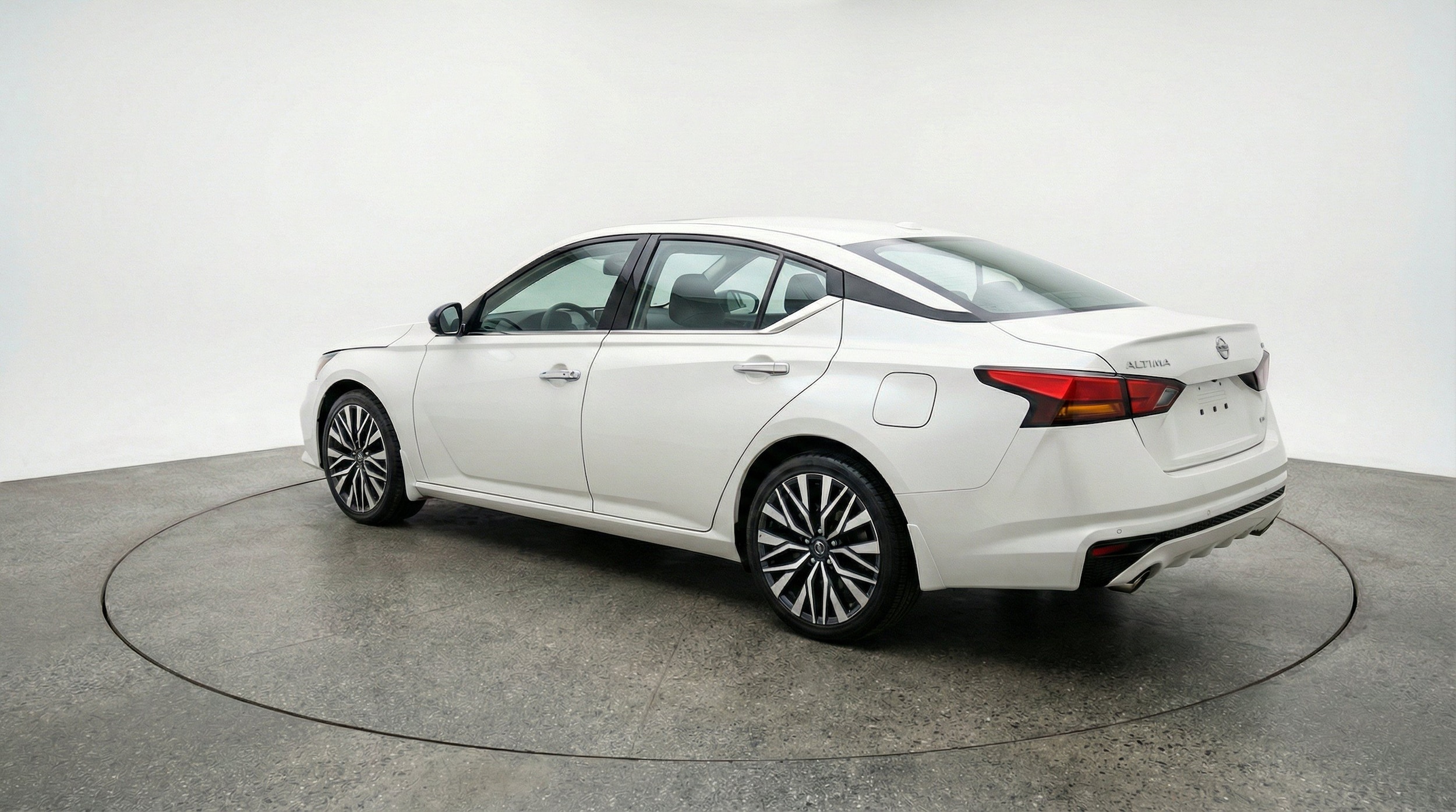 Thumbnail: 2025 Nissan Altima - 6