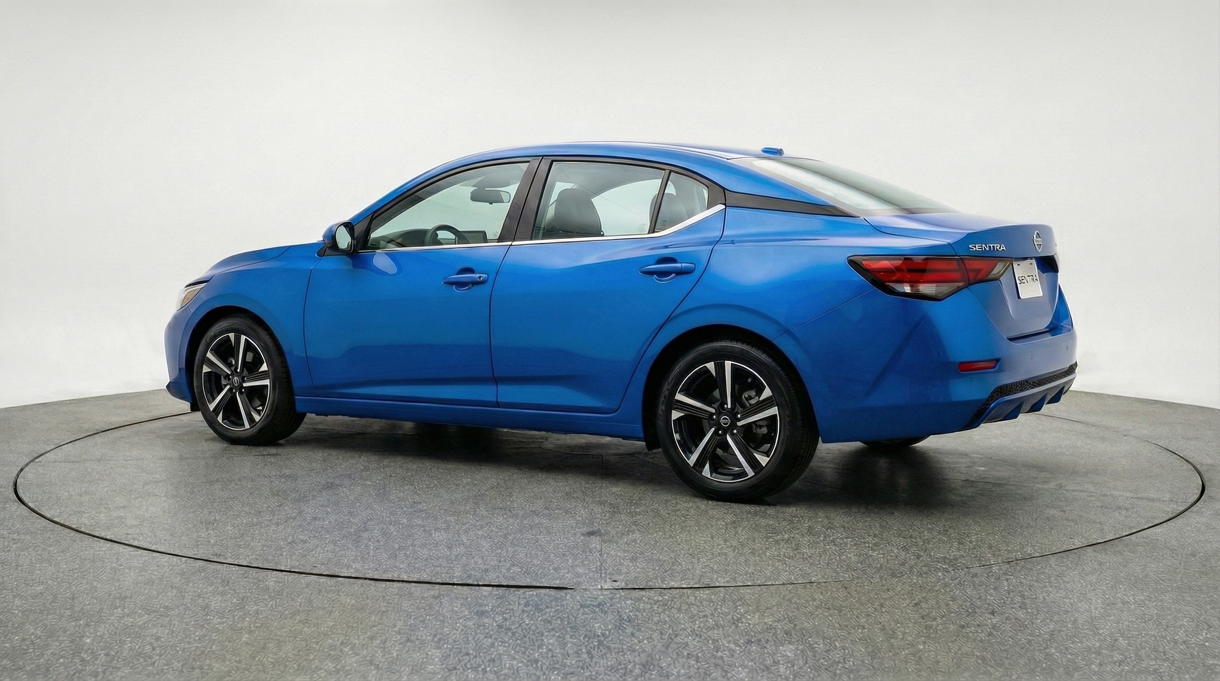 Thumbnail: 2025 Nissan Sentra - 5