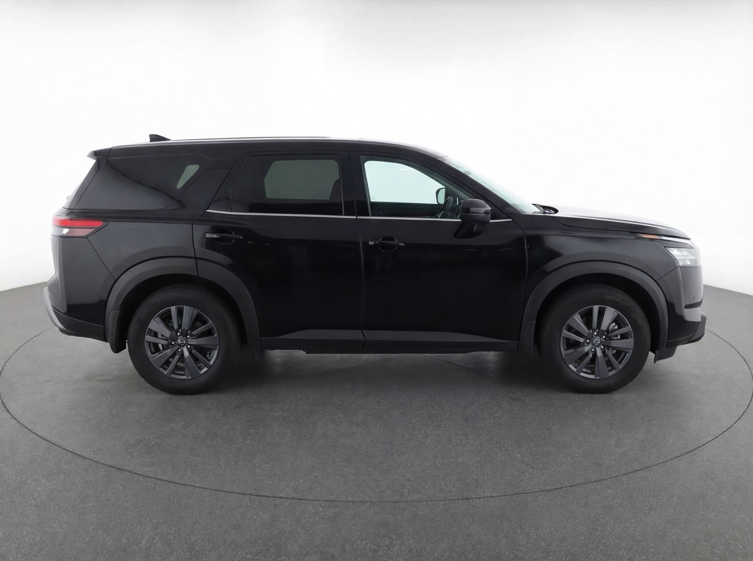 Thumbnail: 2024 Nissan Pathfinder - 8