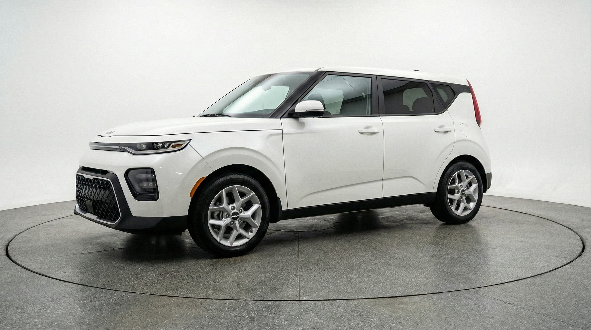 Thumbnail: 2025 Kia Soul - 3