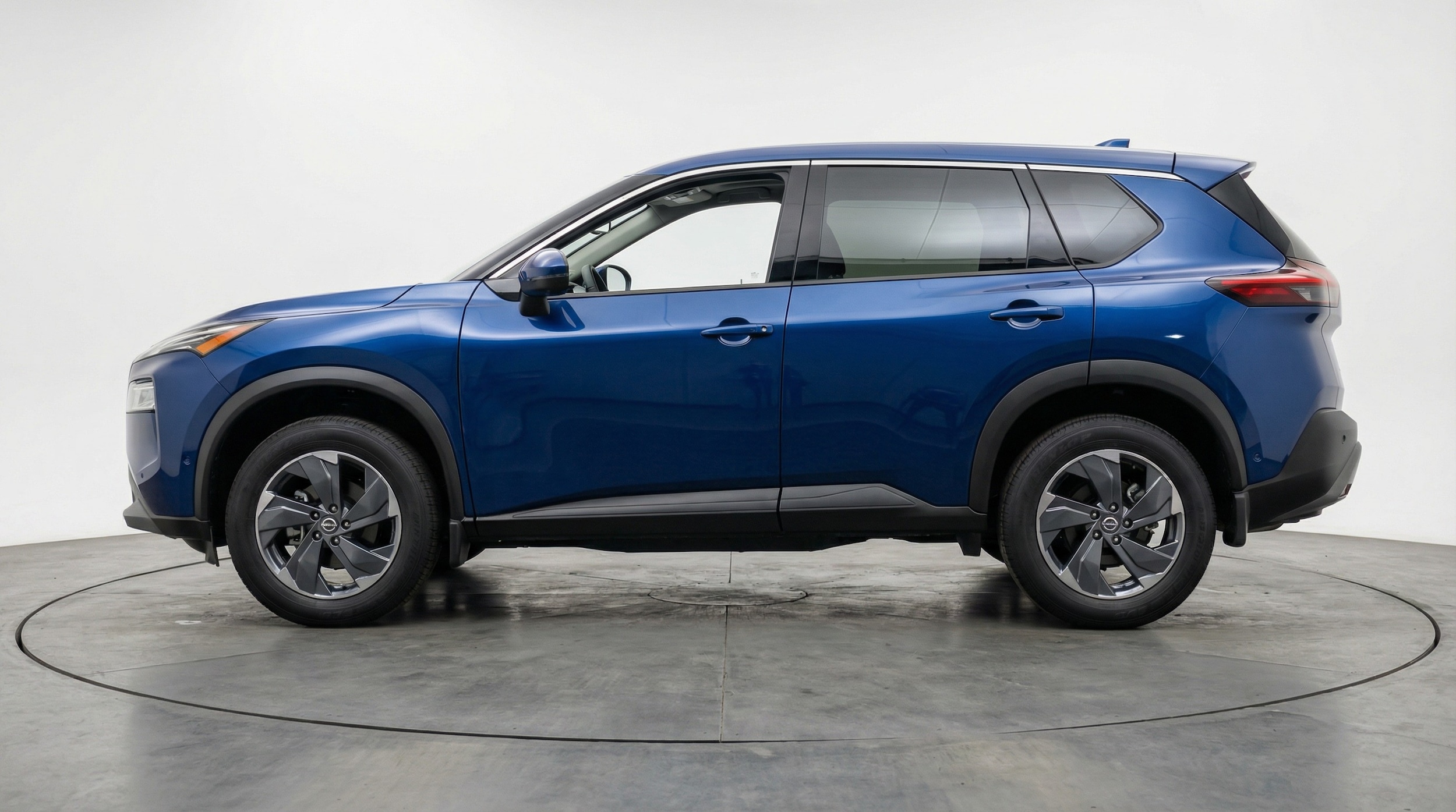 Thumbnail: 2025 Nissan Rogue - 4