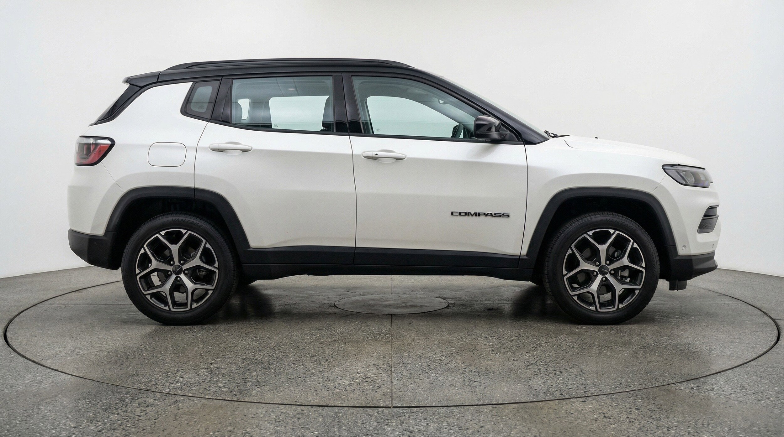 Thumbnail: 2025 Jeep Compass - 11