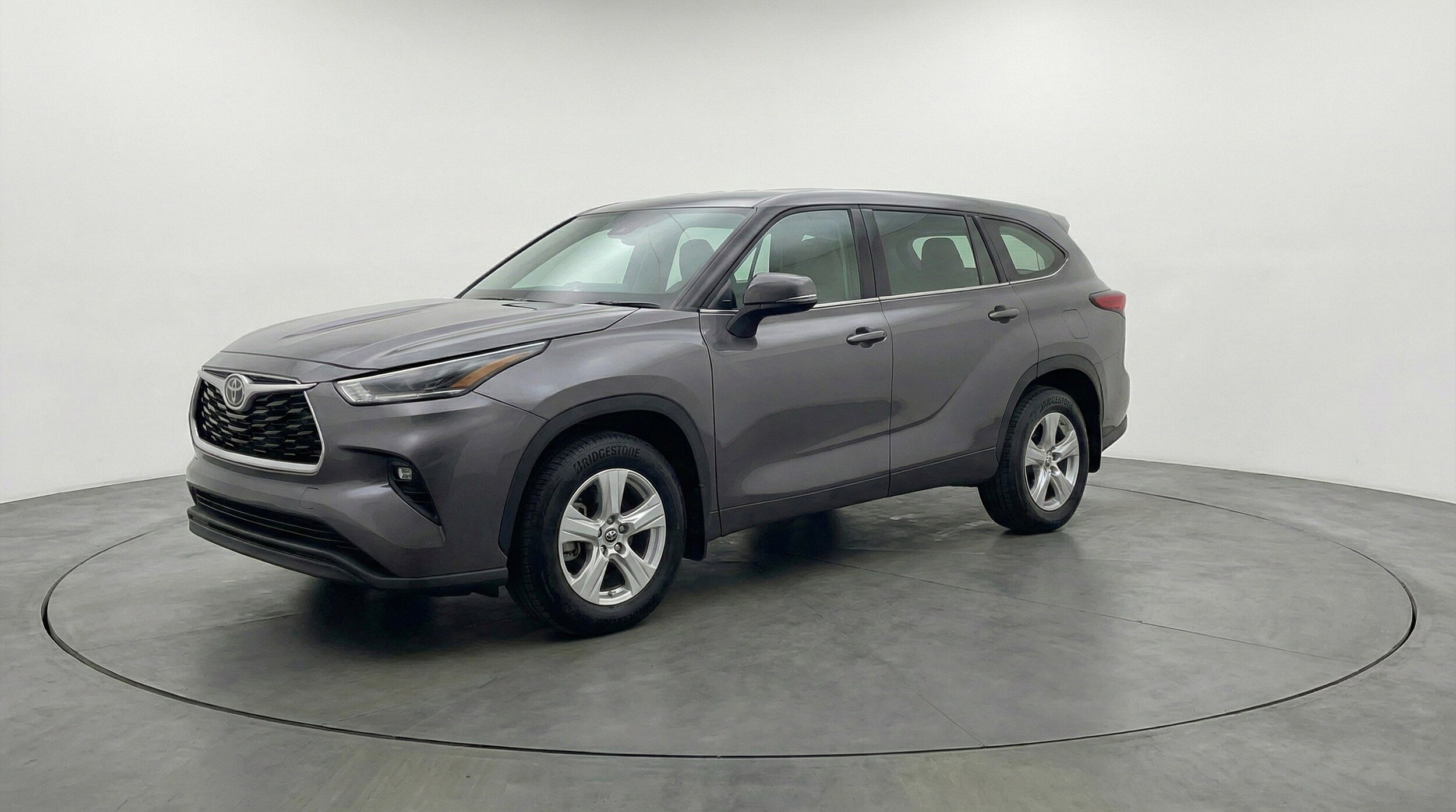Thumbnail: 2025 Toyota Highlander - 3
