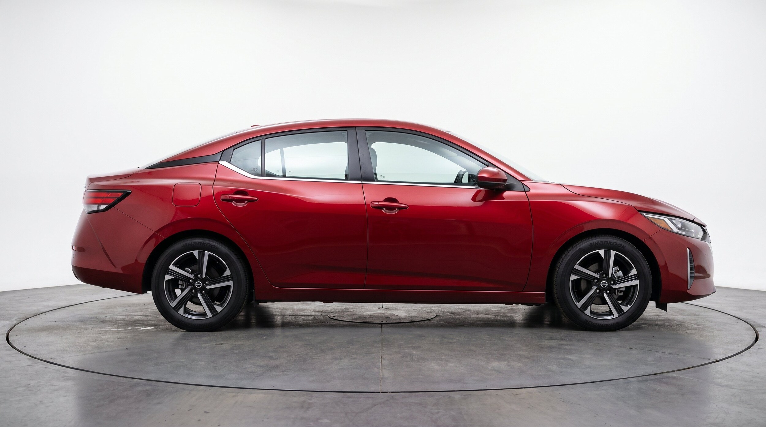 Thumbnail: 2025 Nissan Sentra - 11