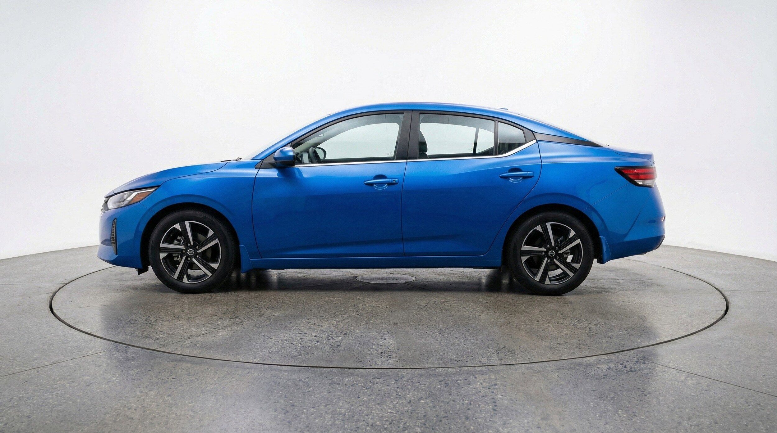 Thumbnail: 2025 Nissan Sentra - 5