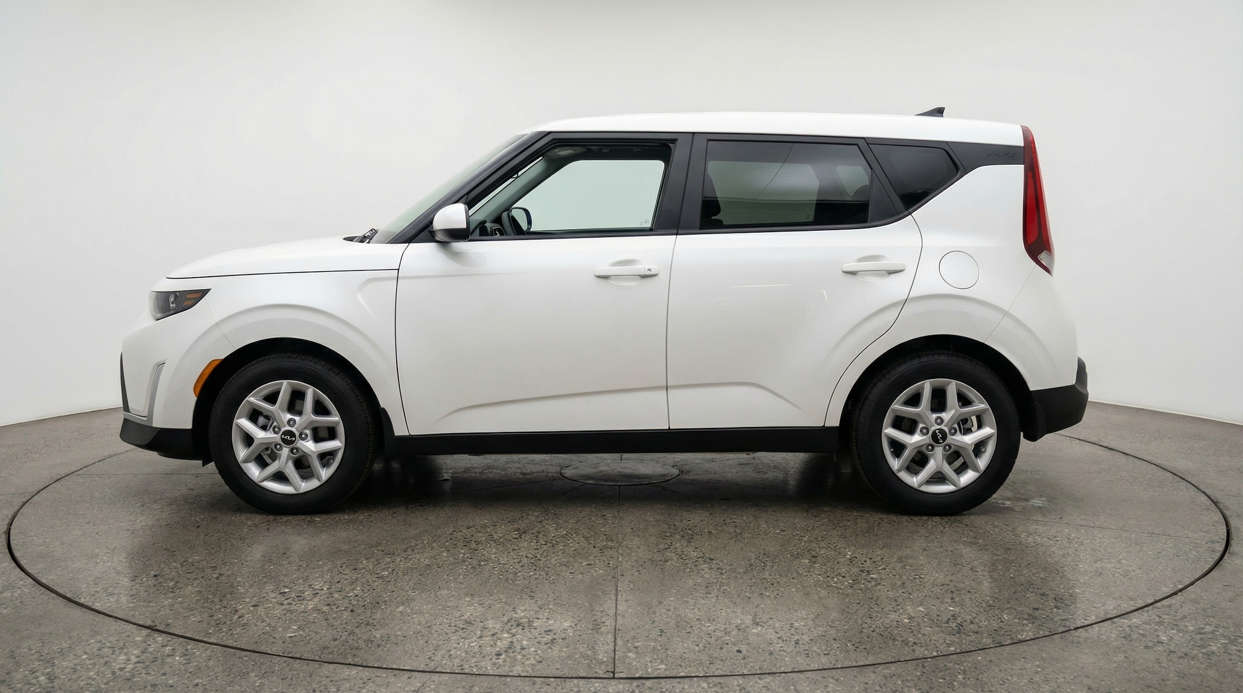 Thumbnail: 2025 Kia Soul - 4