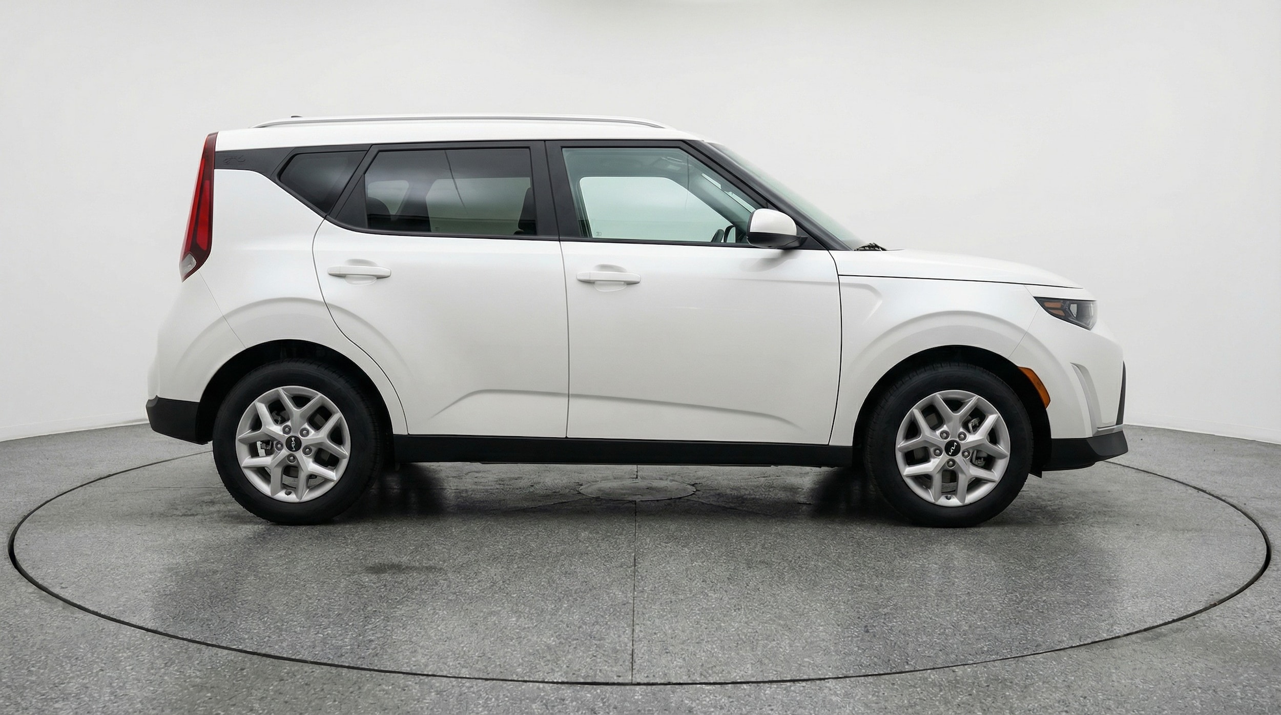 Thumbnail: 2025 Kia Soul - 8