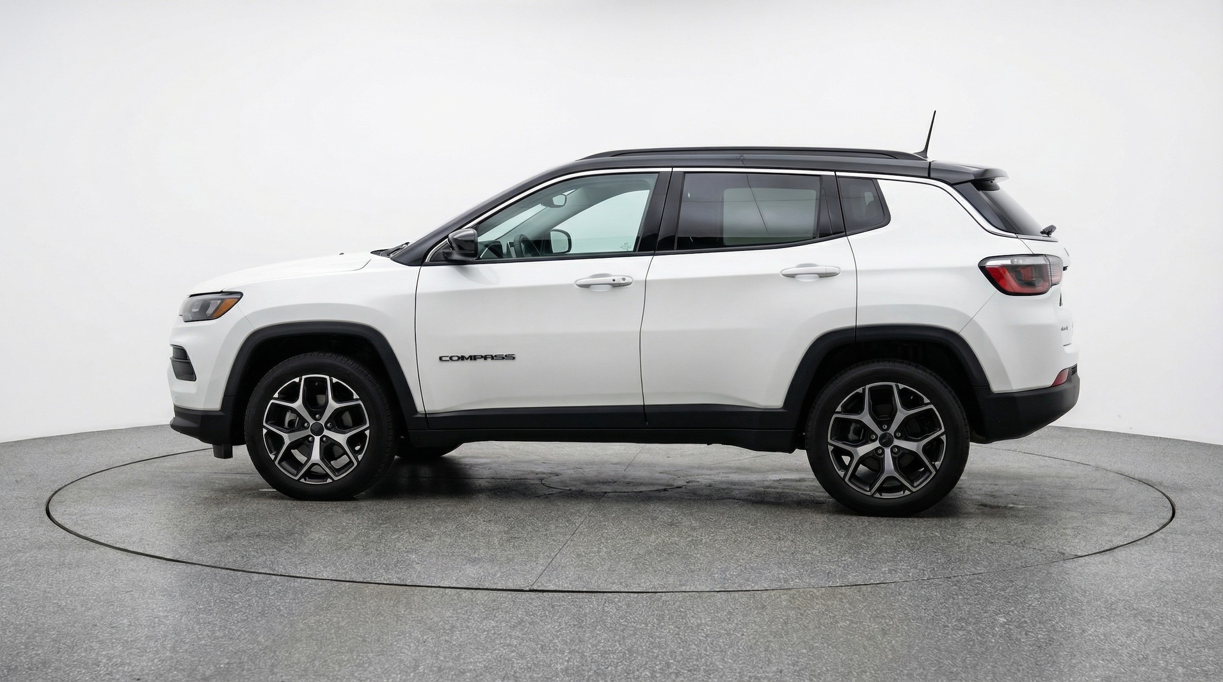 Thumbnail: 2025 Jeep Compass - 4