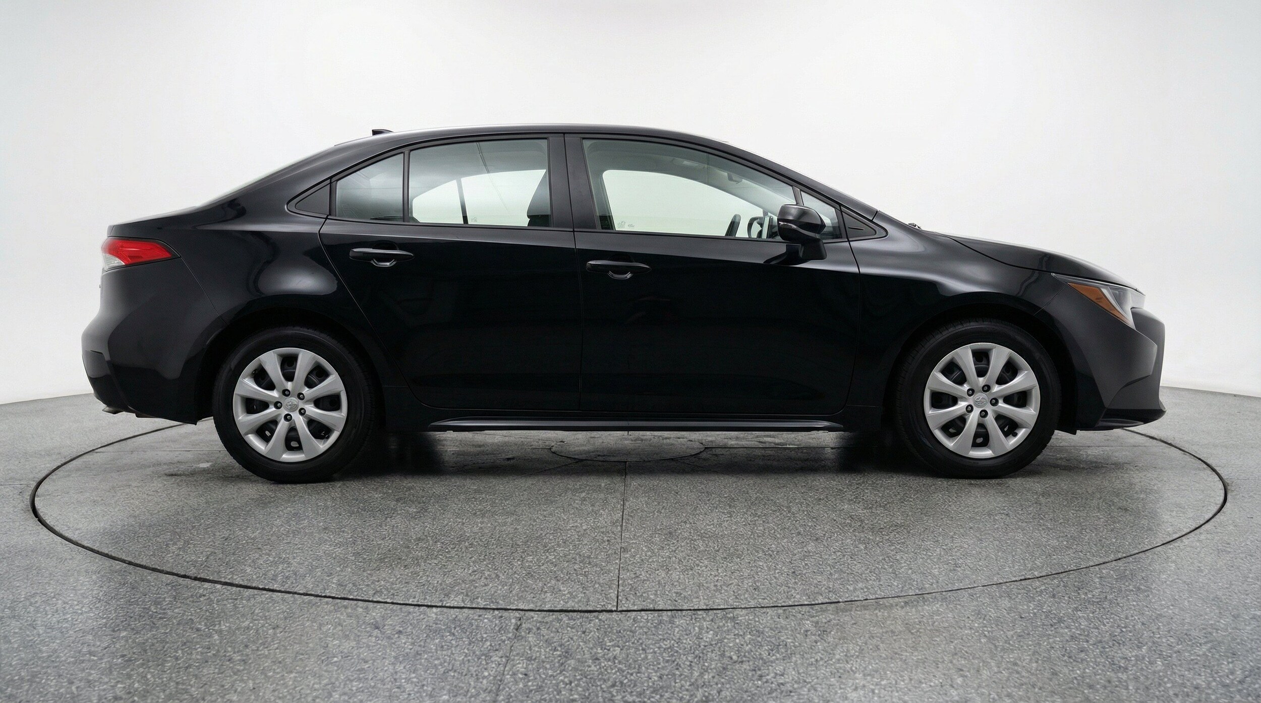 Thumbnail: 2025 Toyota Corolla - 11